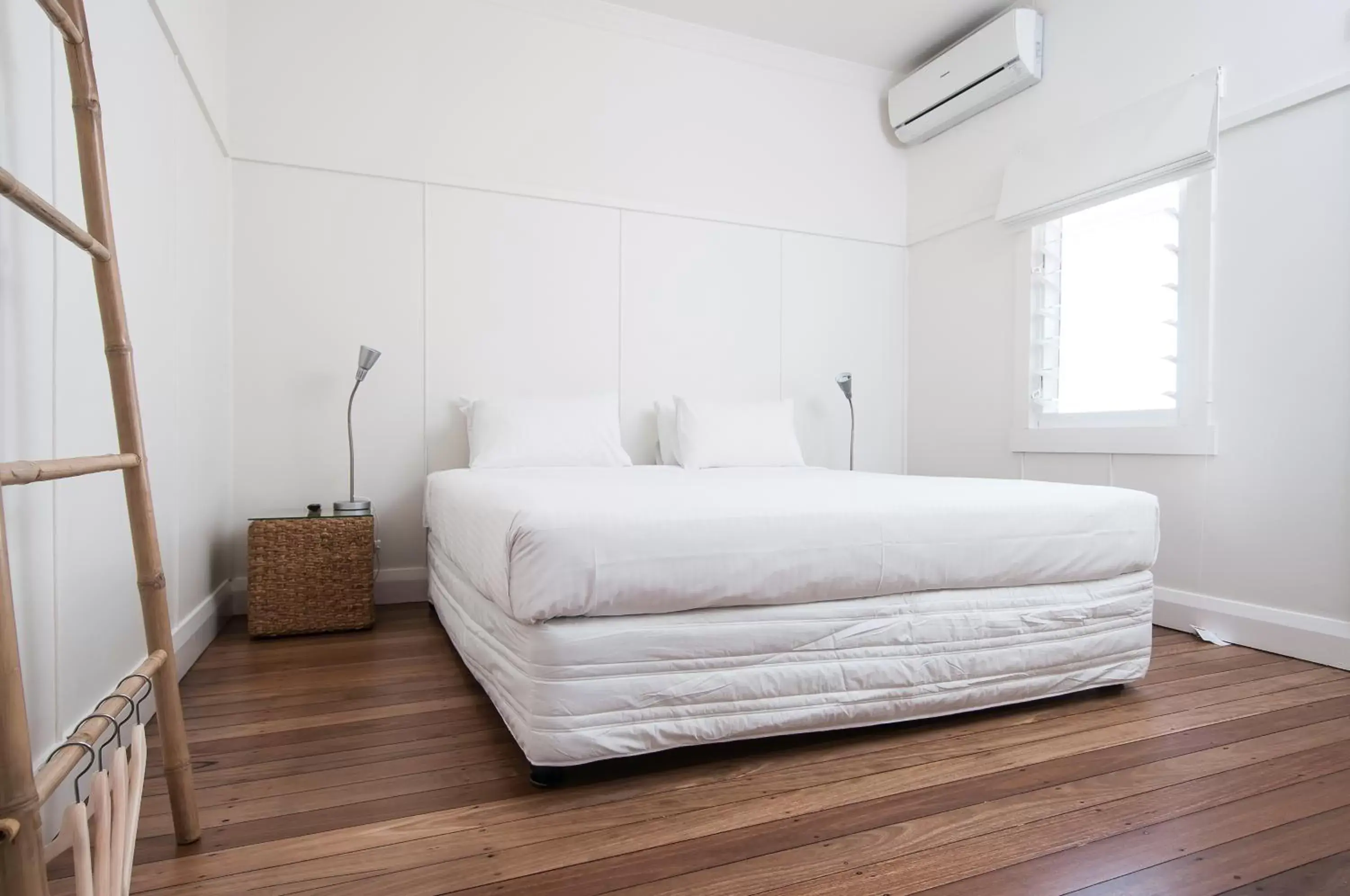 'Palms' King Ensuite in Byron Palms Guesthouse & Spa - Adults Only 'Palms' King Ensuite in Byron Palms Guesthouse & Spa - Adults Only