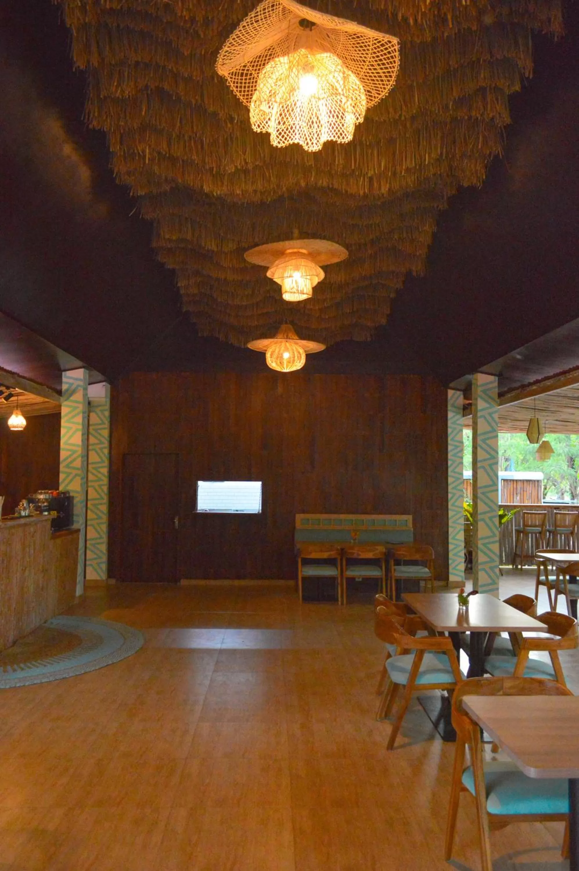 Restaurant/places to eat in The MG Villa & SPA