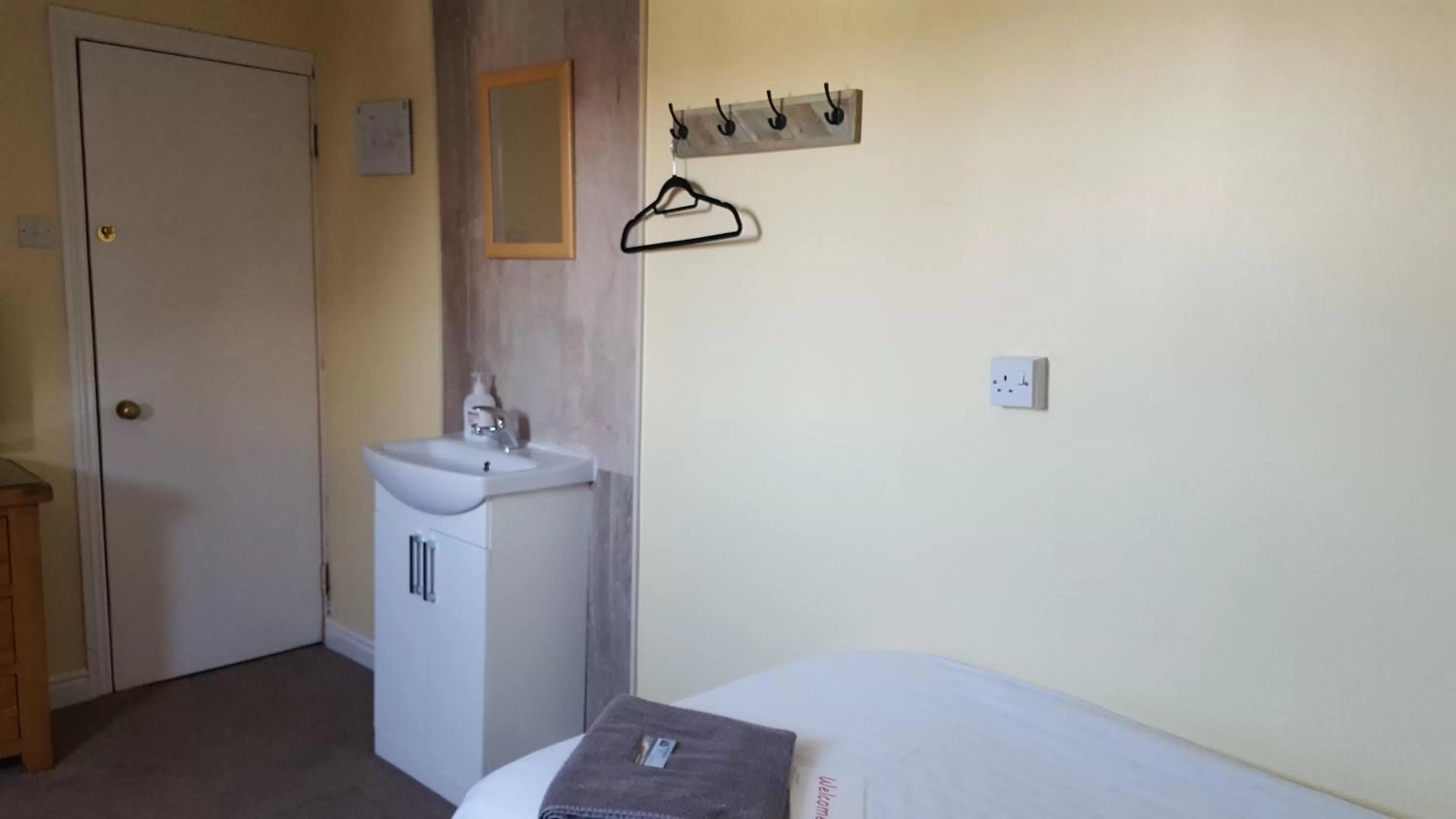 Bed in The Beacon Hotel