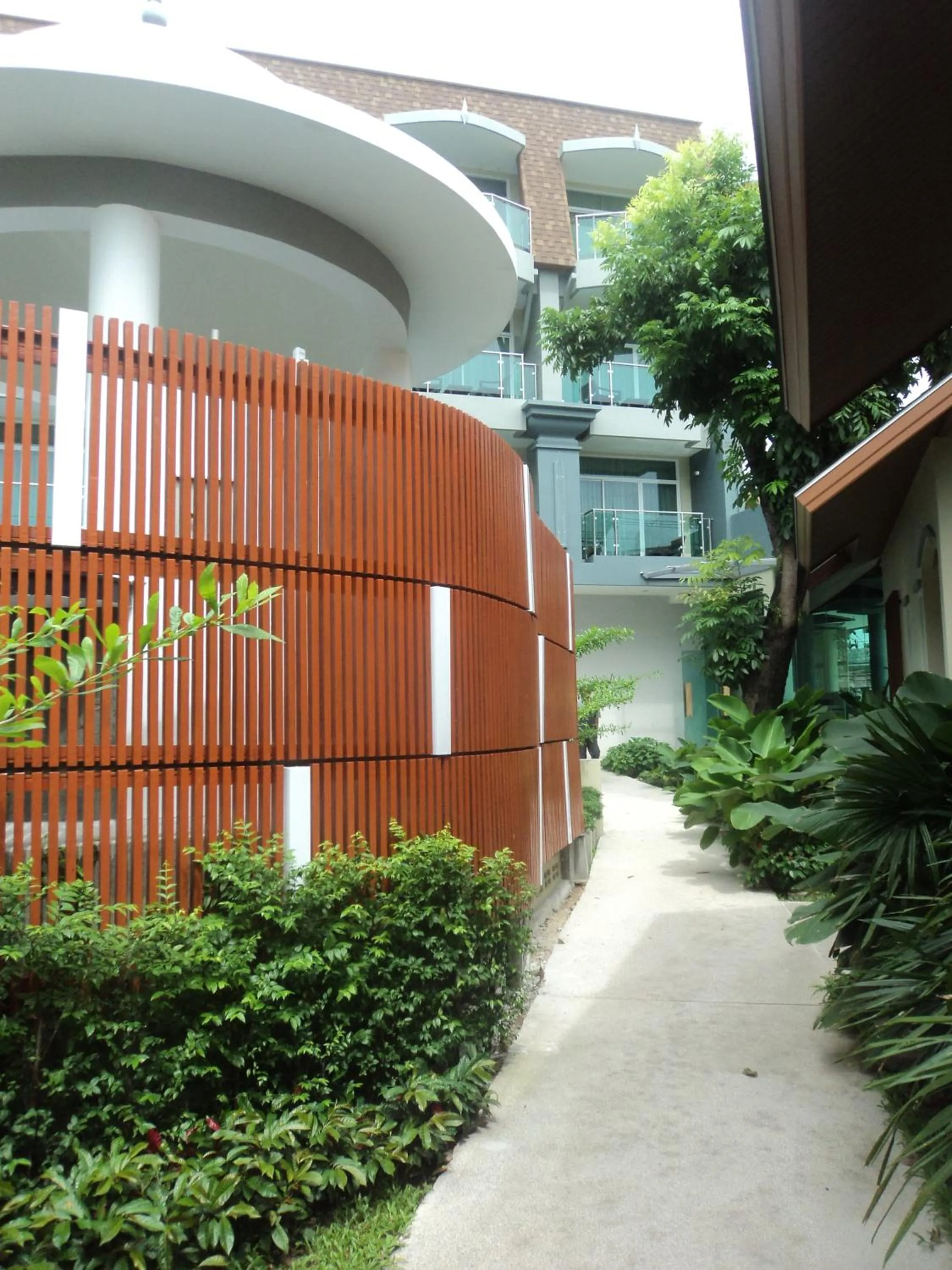 Area and facilities in Ramaburin Resort Patong - SHA Extra Plus