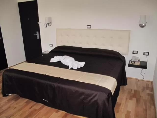 Bed in Hotel Granada