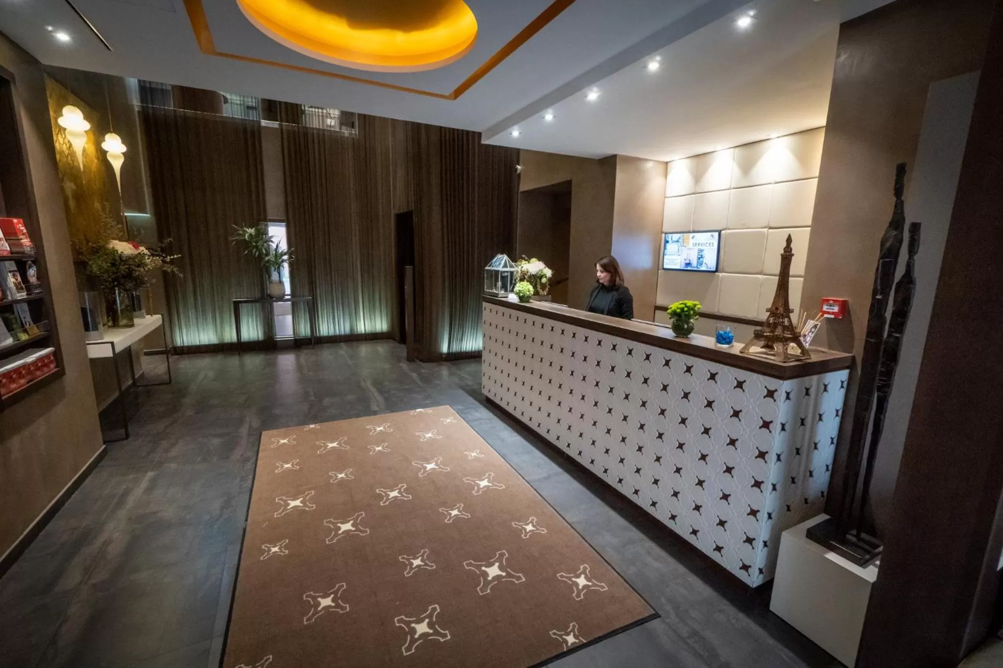 Property building in Hotel Villa Saxe Eiffel