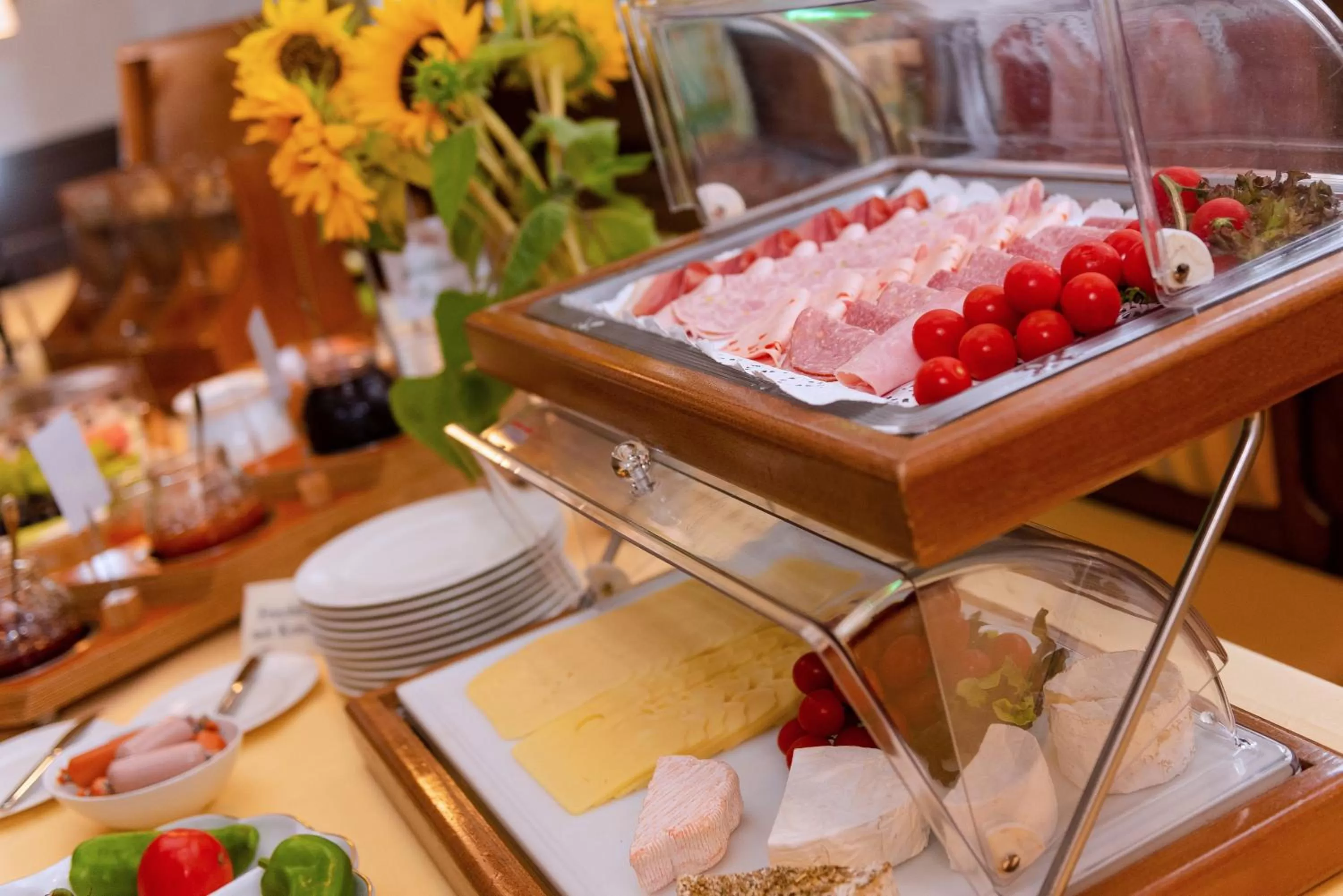 Breakfast, Food in Hotel zum Löwen