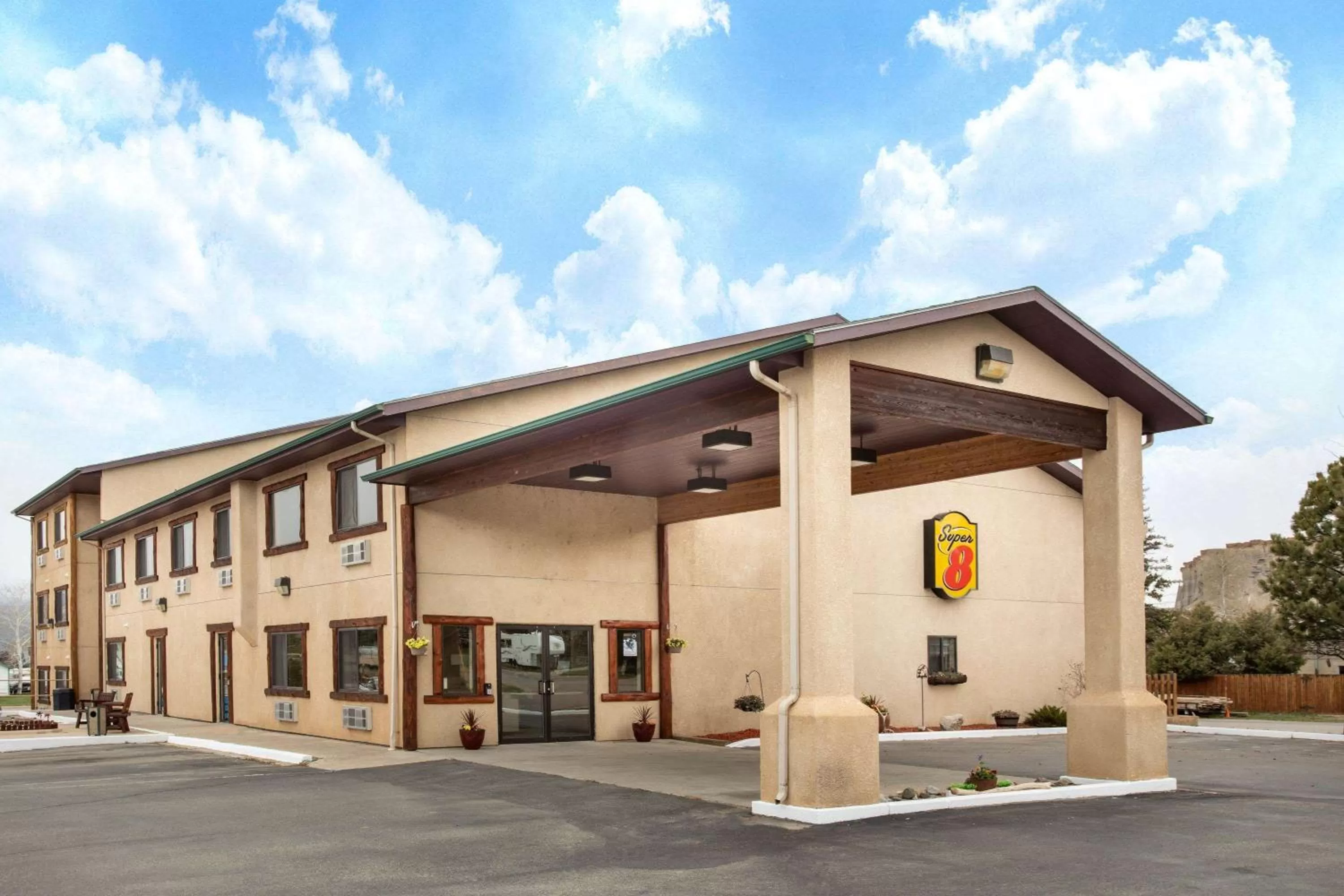 Property building in Super 8 by Wyndham Kremmling