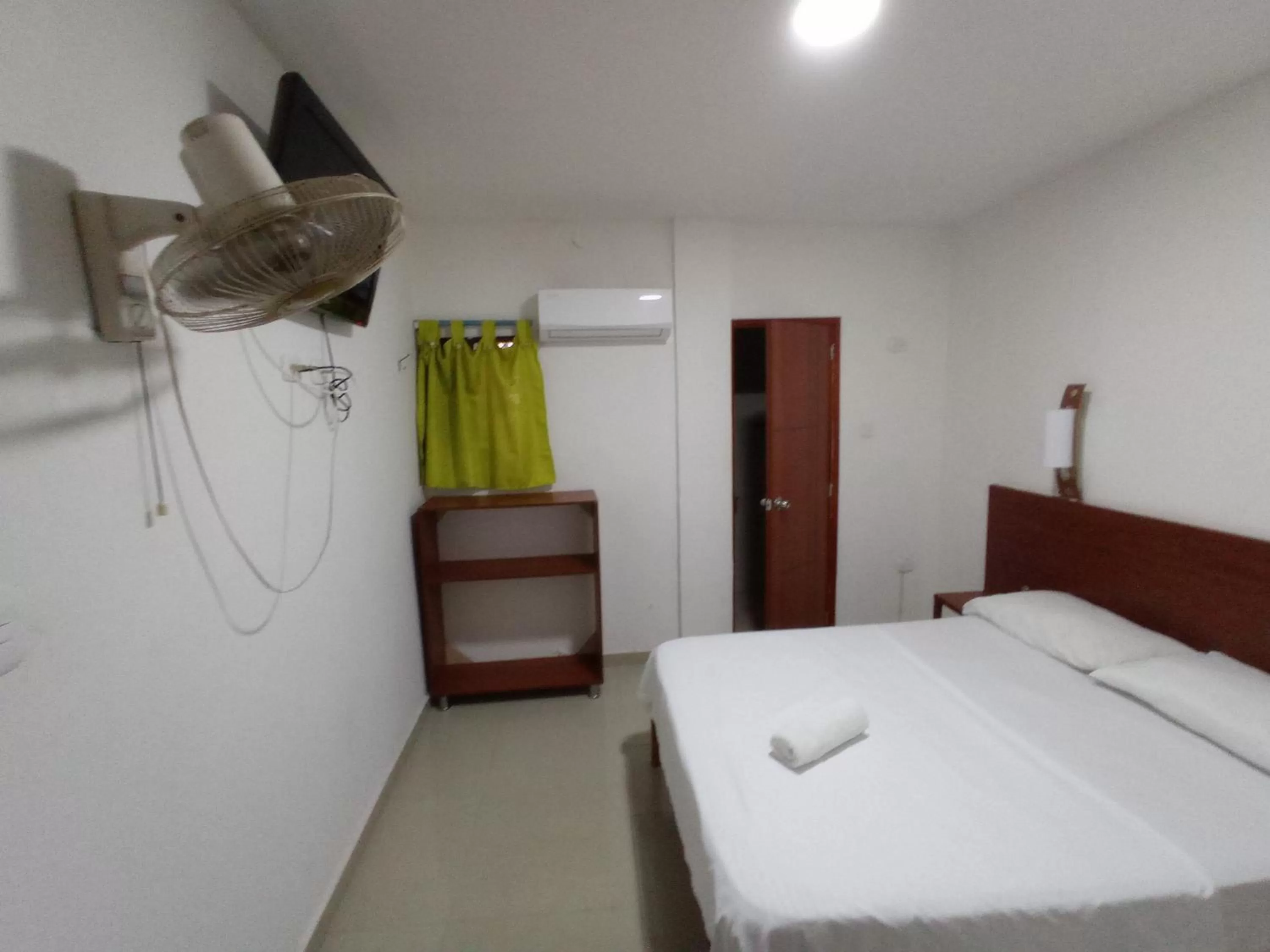 Bedroom in Hotel Tamaca Real