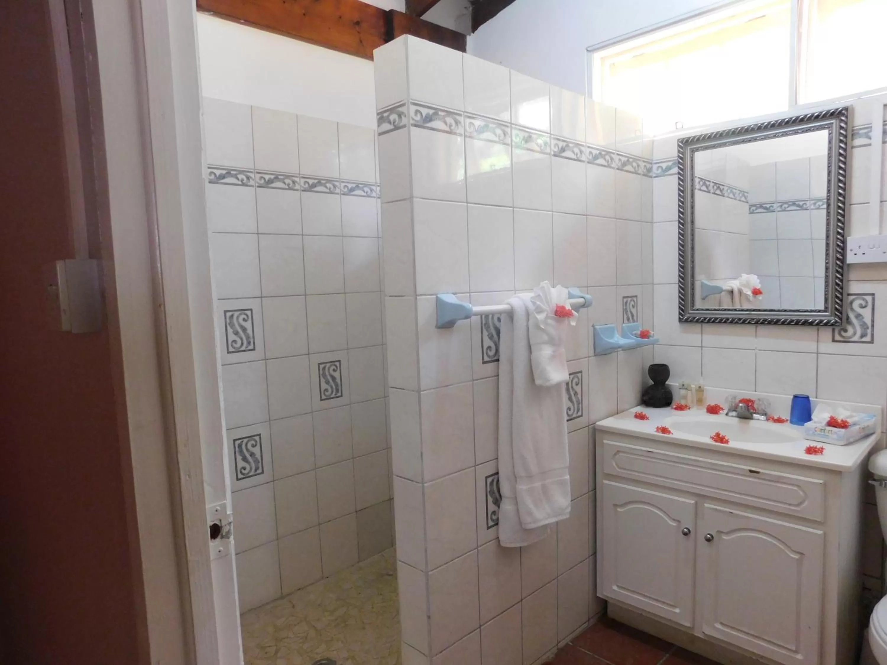 Bathroom in La Haut Resort