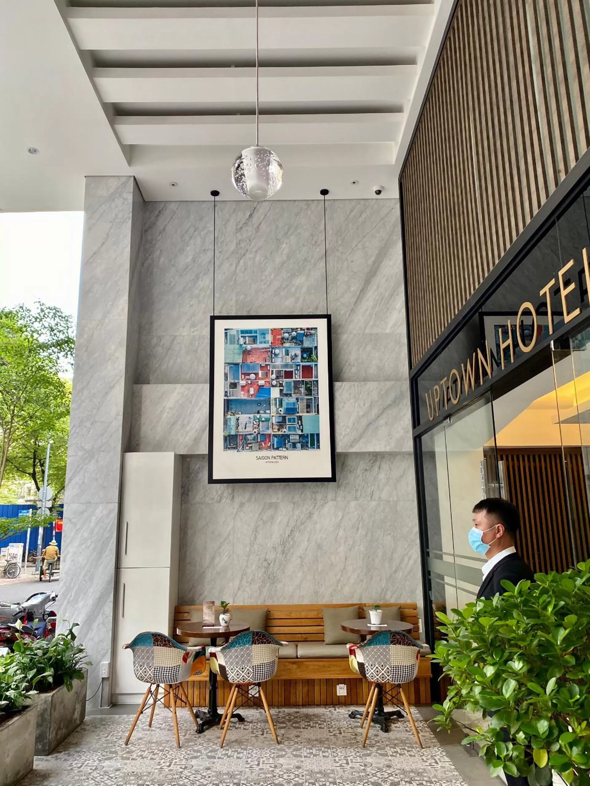 Lounge or bar, Restaurant/Places to Eat in UpTown Hotel