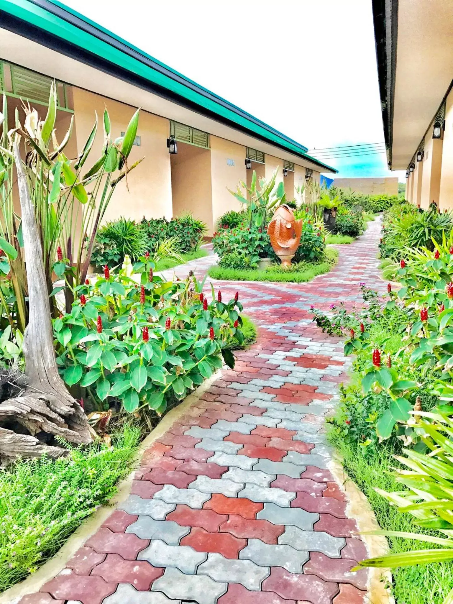 Family Room with Garden View in Huan Soontaree Family Room with Garden View in Huan Soontaree