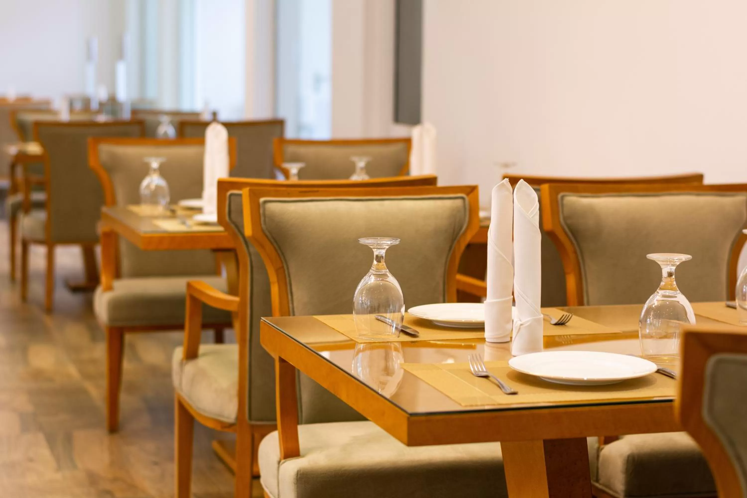 Restaurant/Places to Eat in Waters Spring