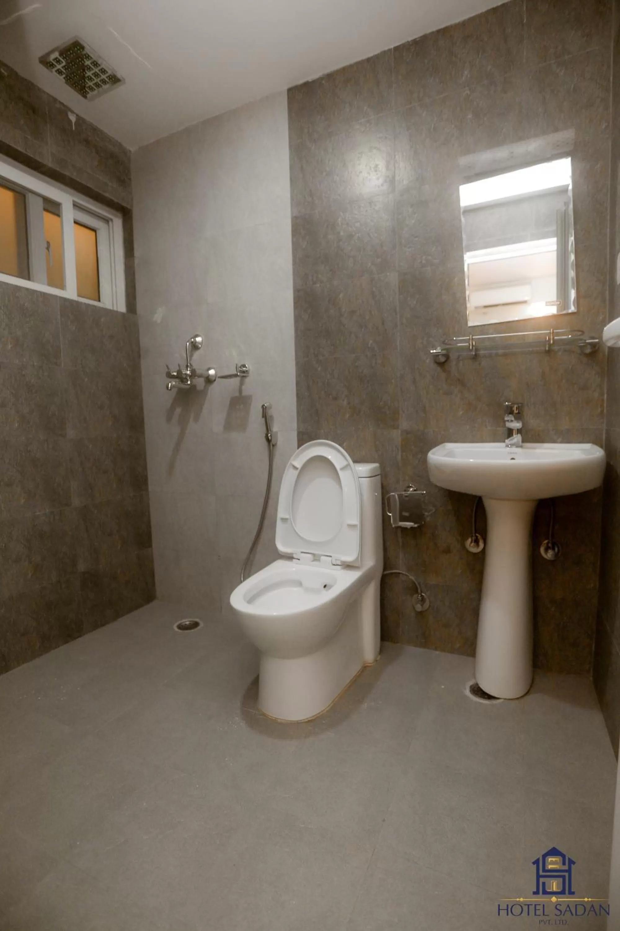 Bathroom in Hotel Sadan