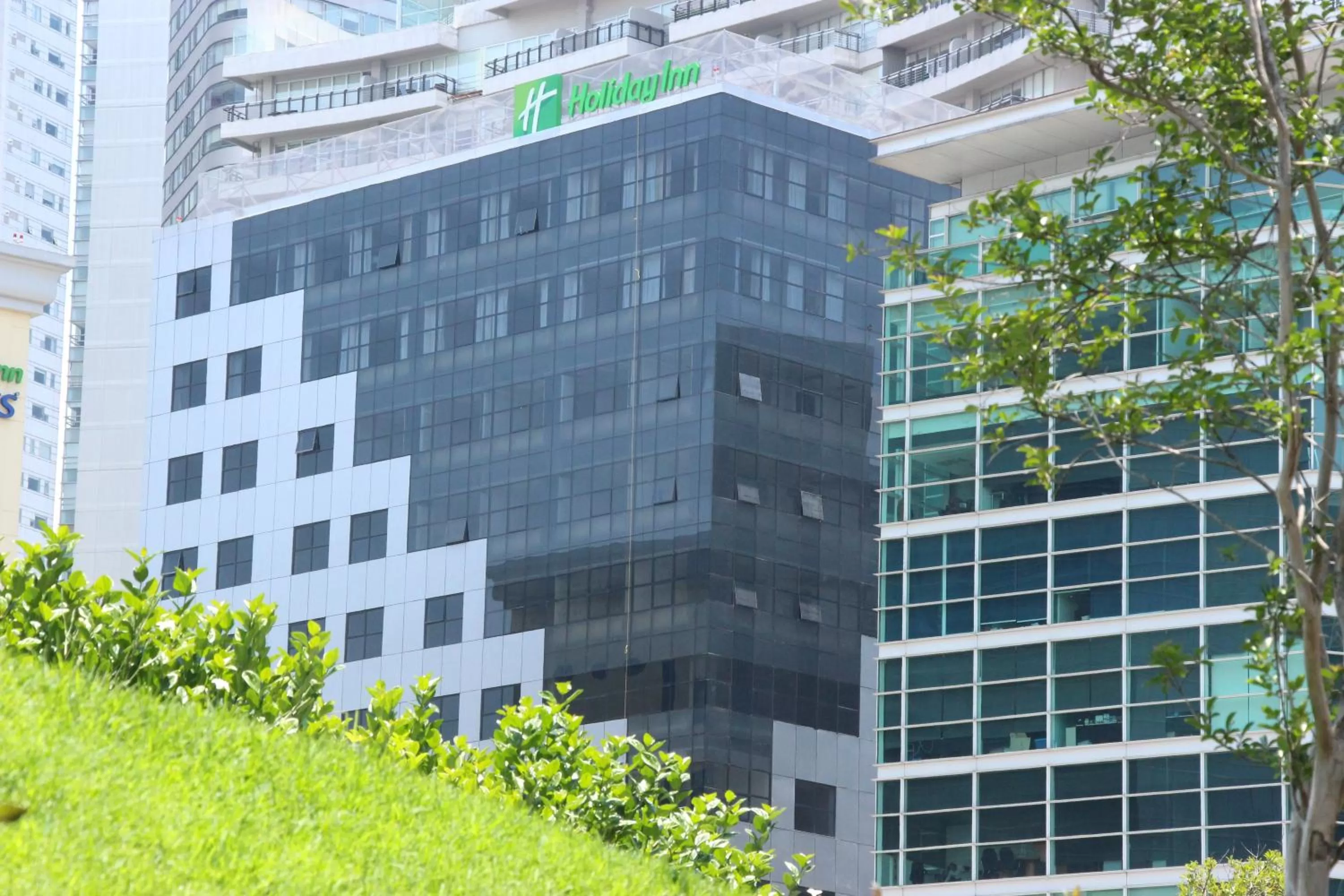 Property building in Holiday Inn Mexico Santa Fe by IHG