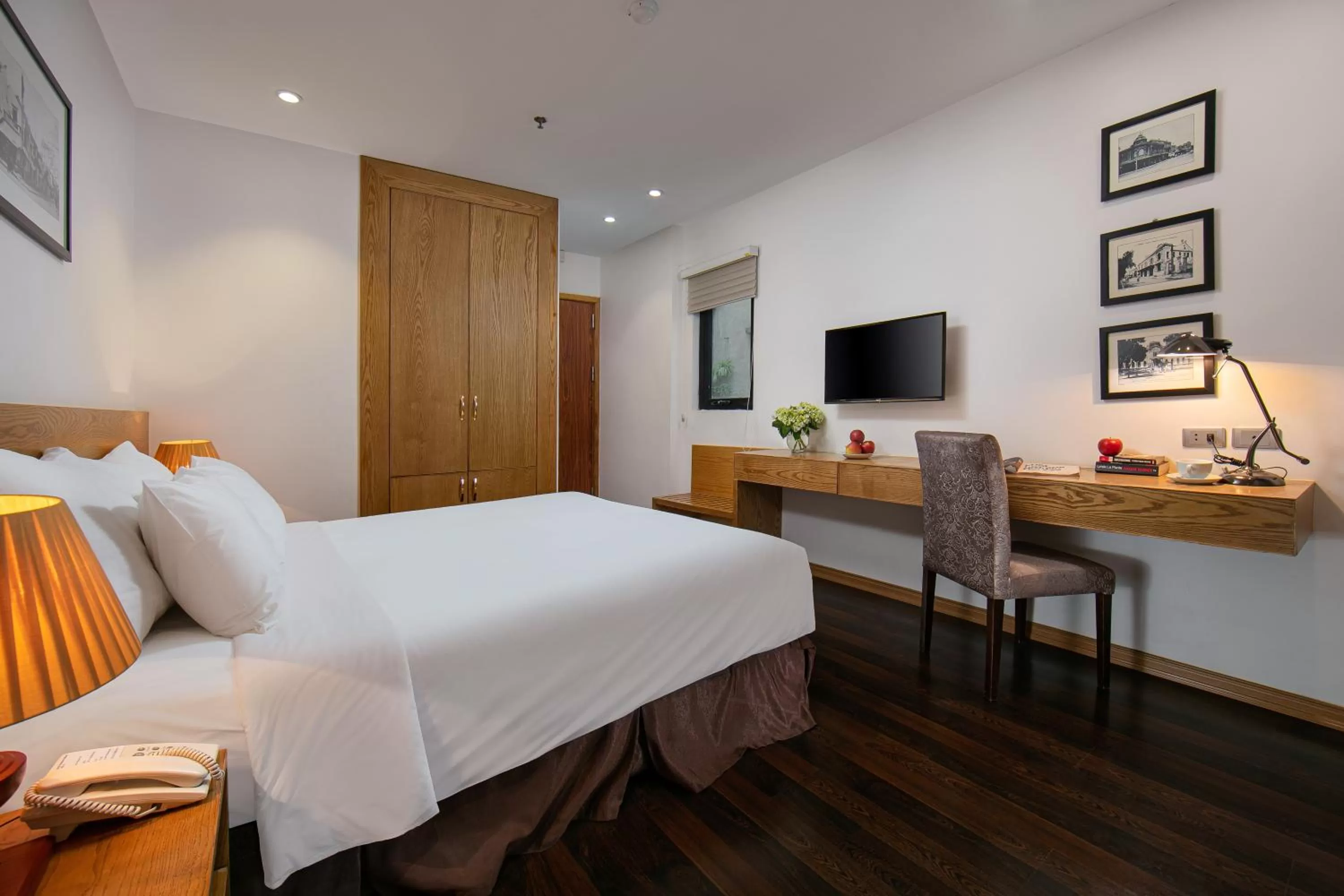 Property building, Bed in Hanoi Paon Hotel Spa & Sky Bar