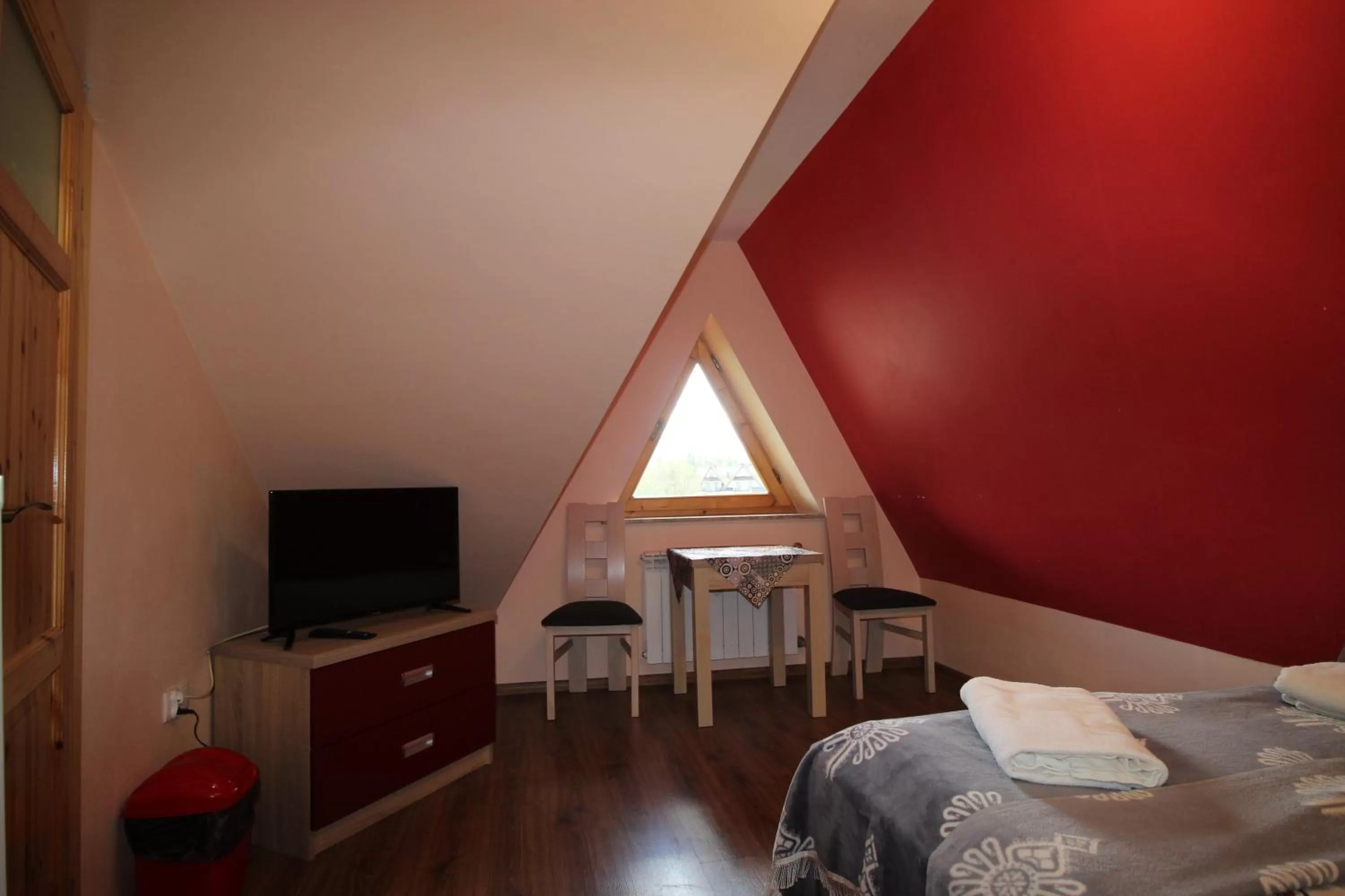 TV/Entertainment Center in DW U Wajdy