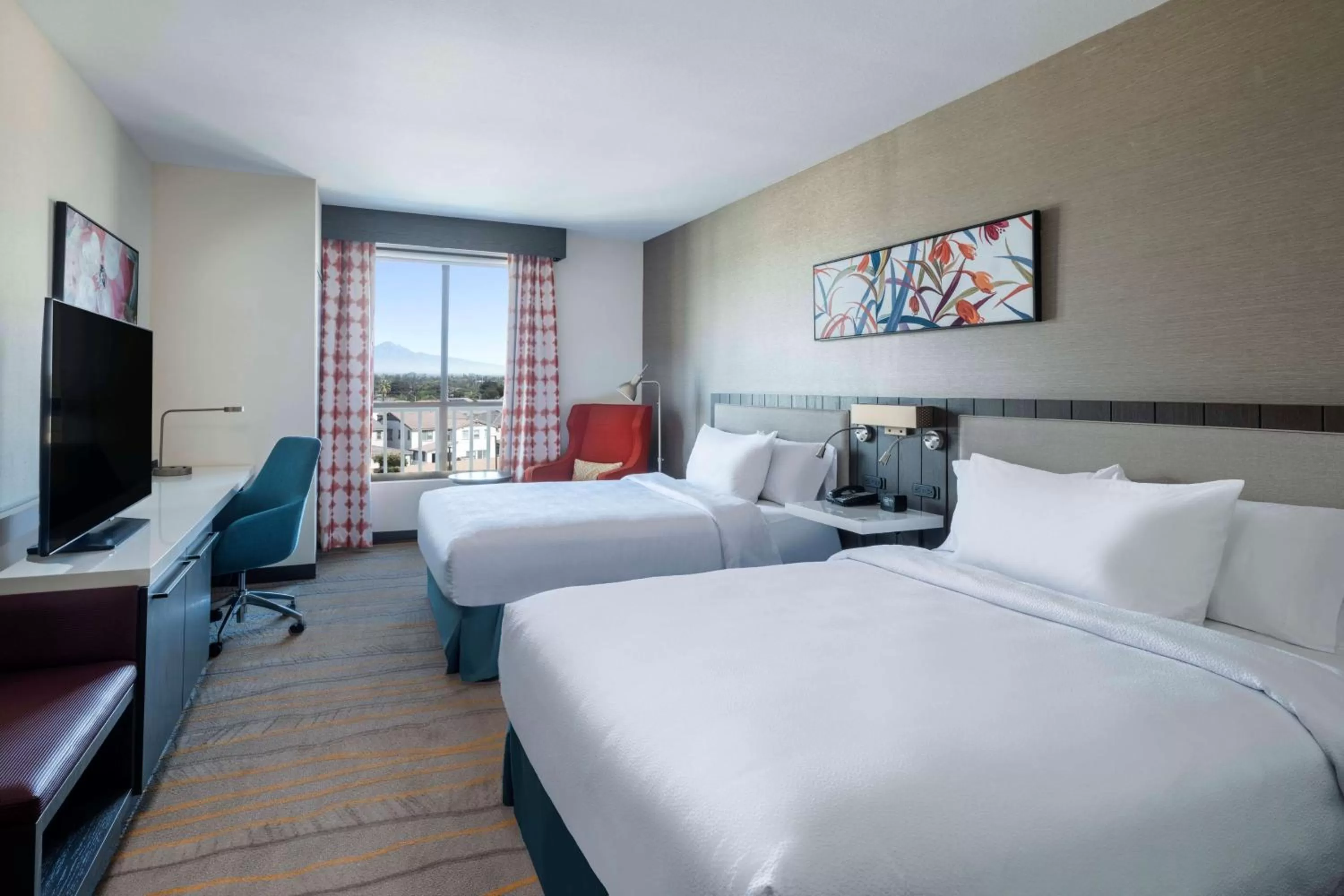 Bedroom, Bed in Hilton Garden Inn Chino Hills Pomona CA