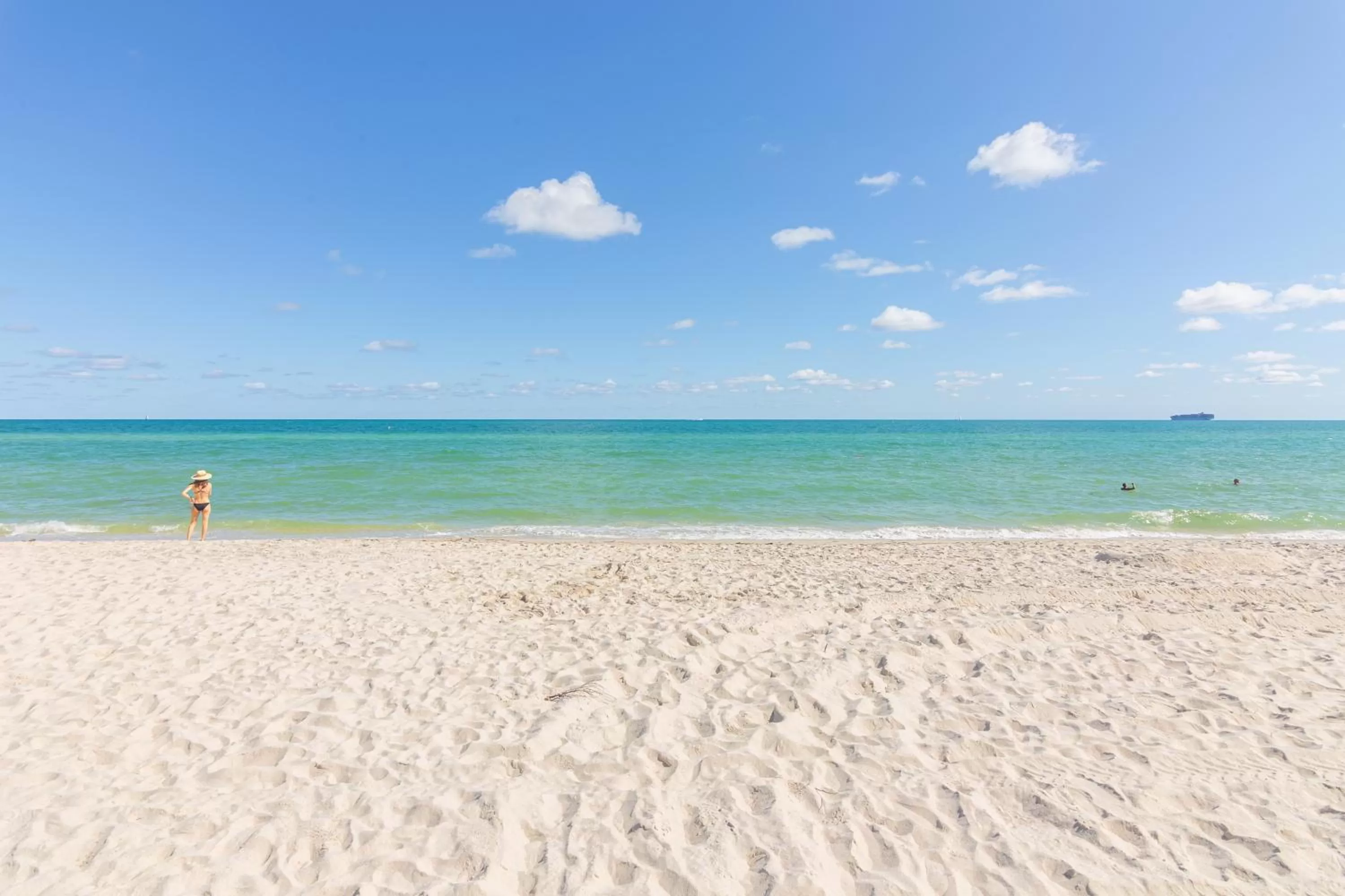 Nearby landmark, Beach in Girasole Rentals