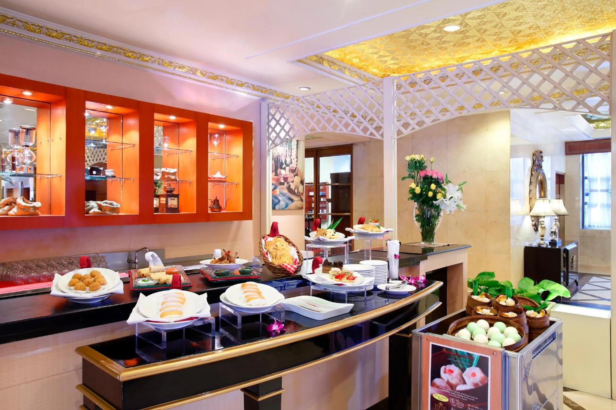 Restaurant/places to eat in Ambhara Hotel