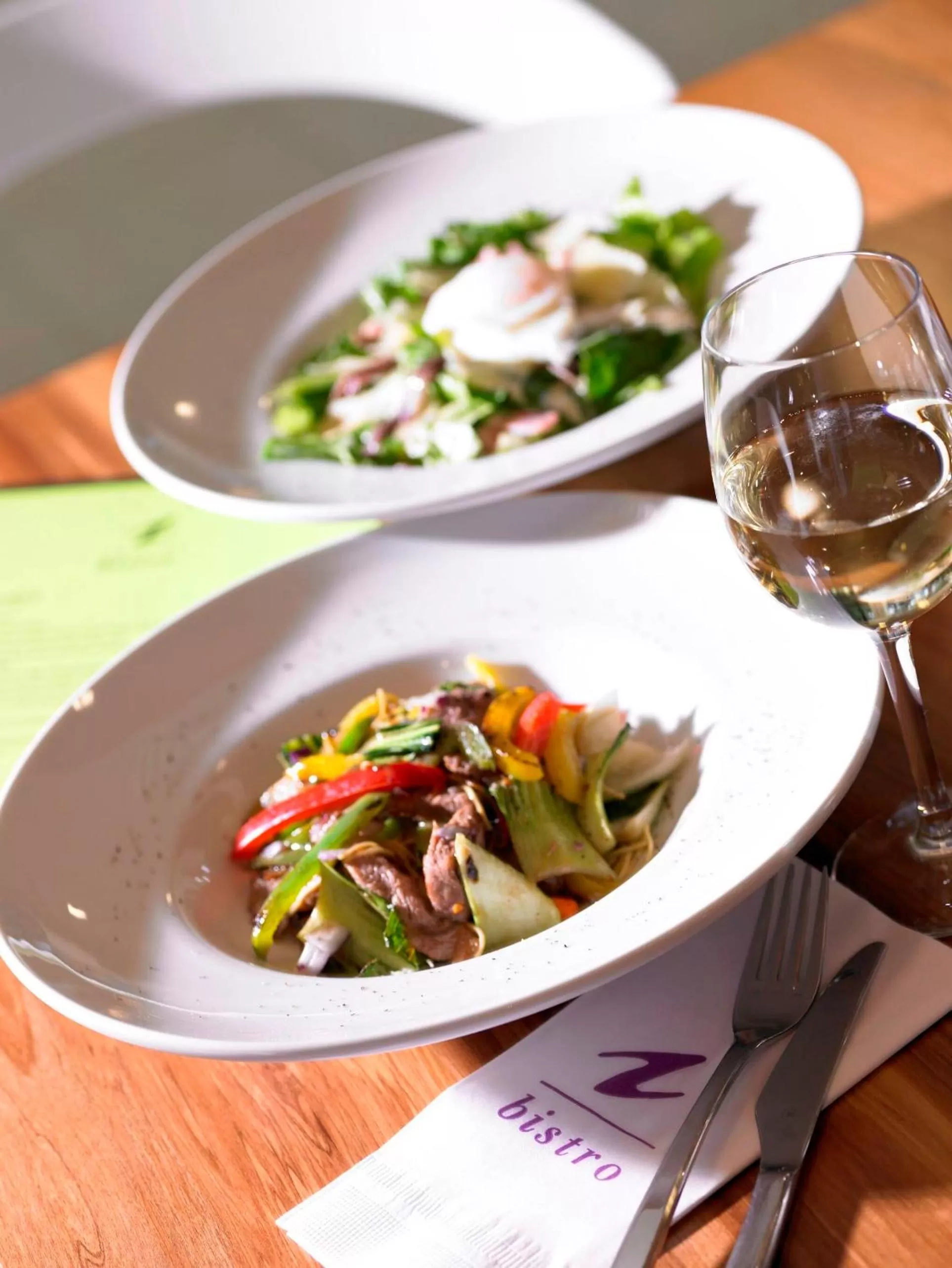 Food and drinks in ibis Hamilton Tainui