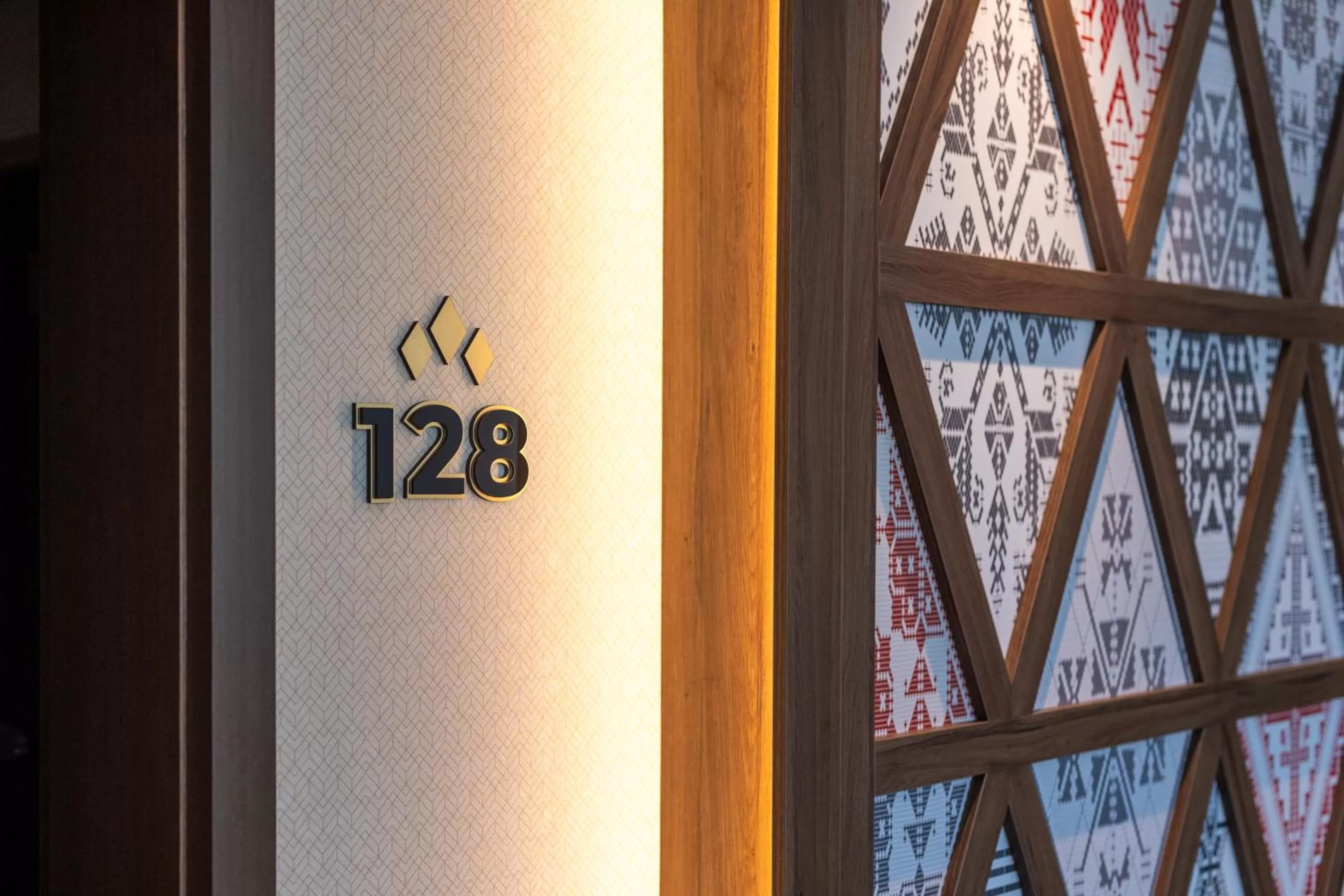 Text overlay in HOTEL CRYSTAL WELLNESS & SPA superior