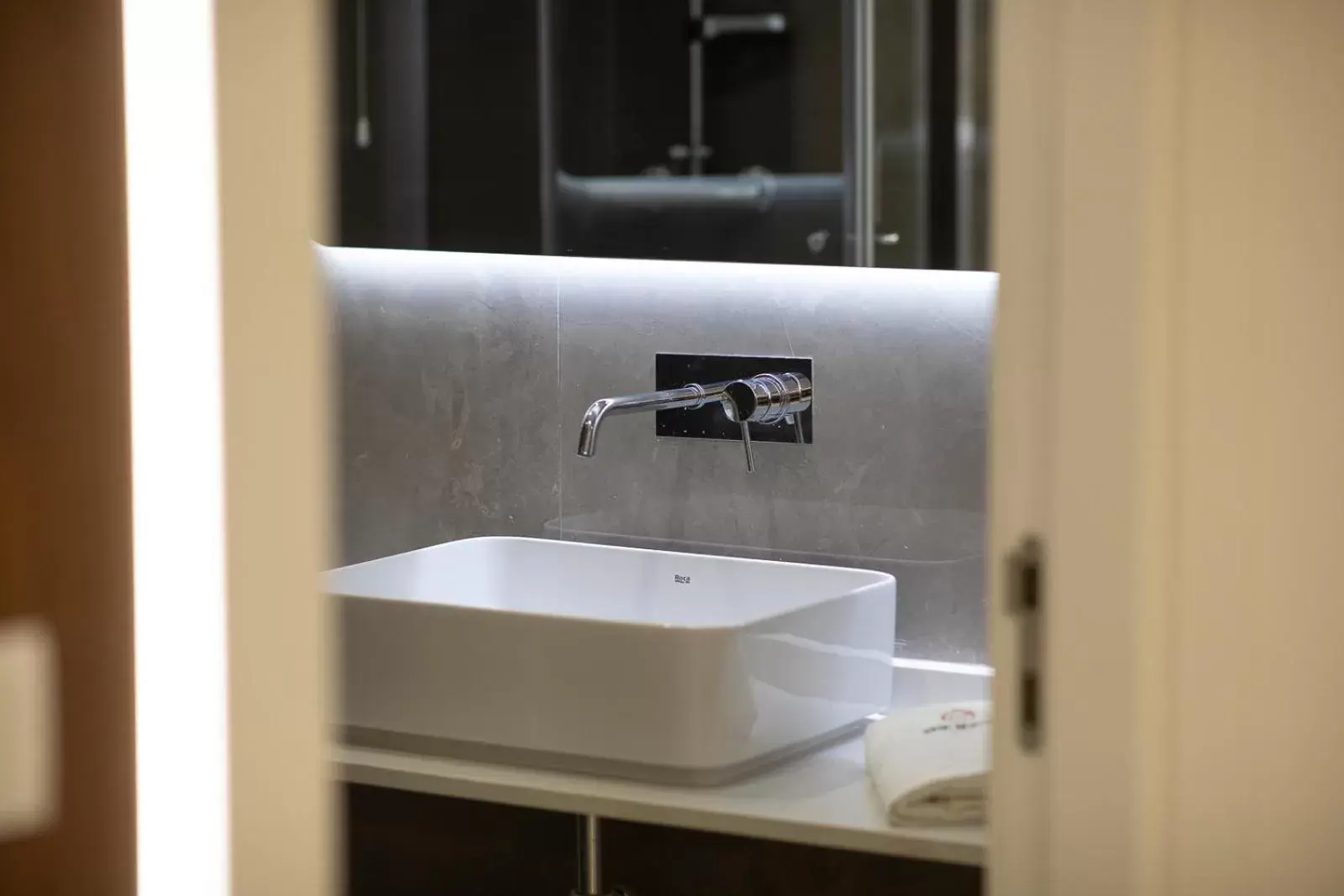 Deluxe Triple Room in The ICONS Lisbon Hotel Deluxe Triple Room in The ICONS Lisbon Hotel