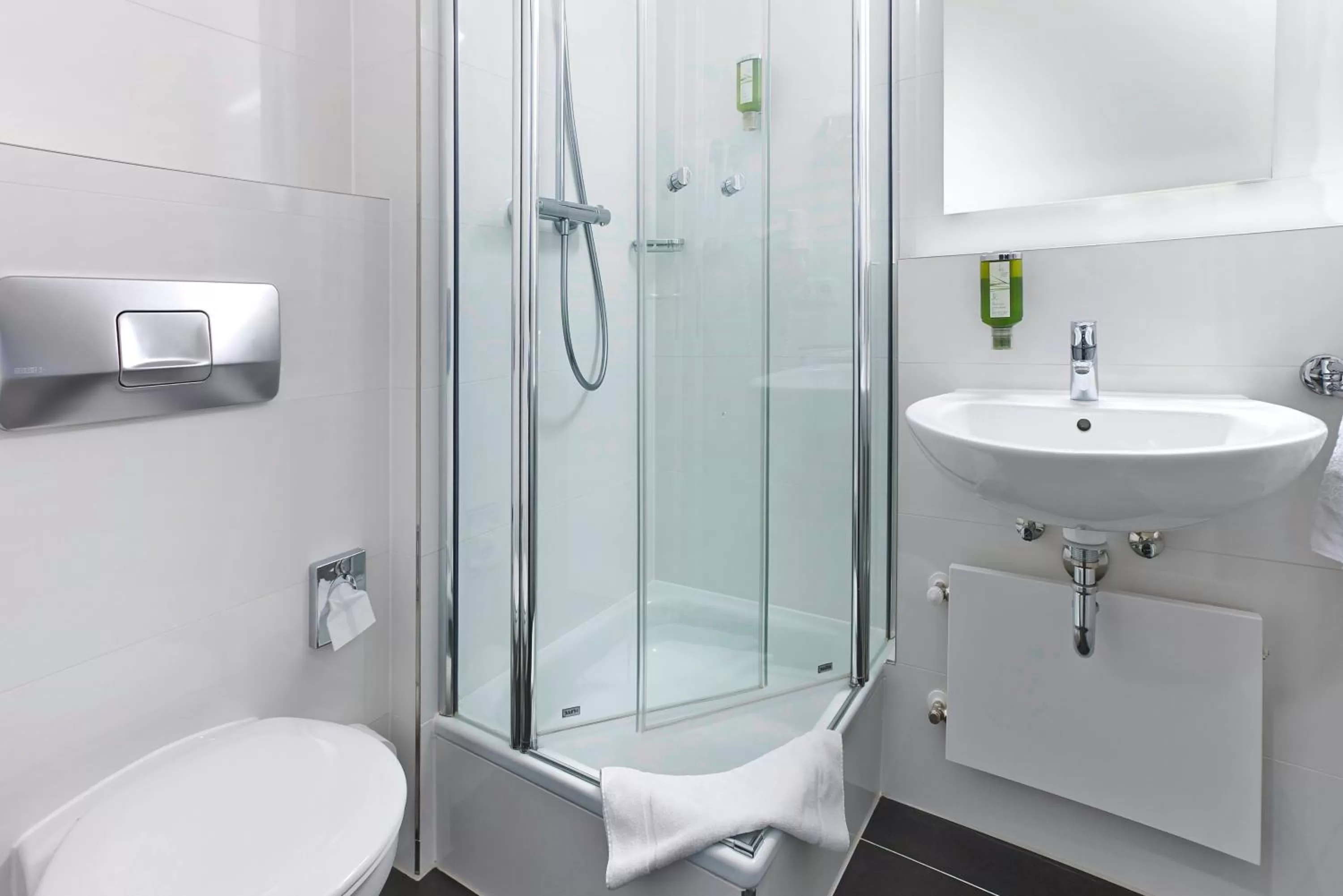 Bathroom in Central Hotel