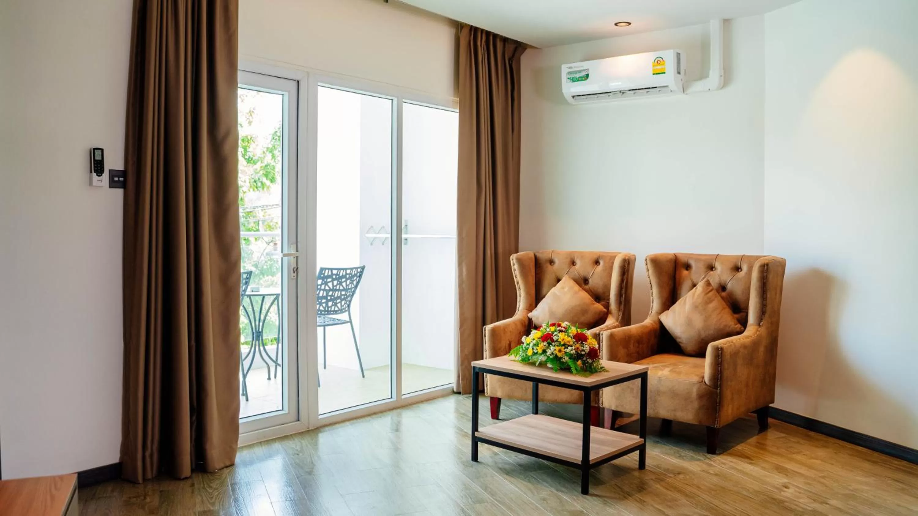 Balcony/Terrace in SureStay Plus by Best Western T Pattaya