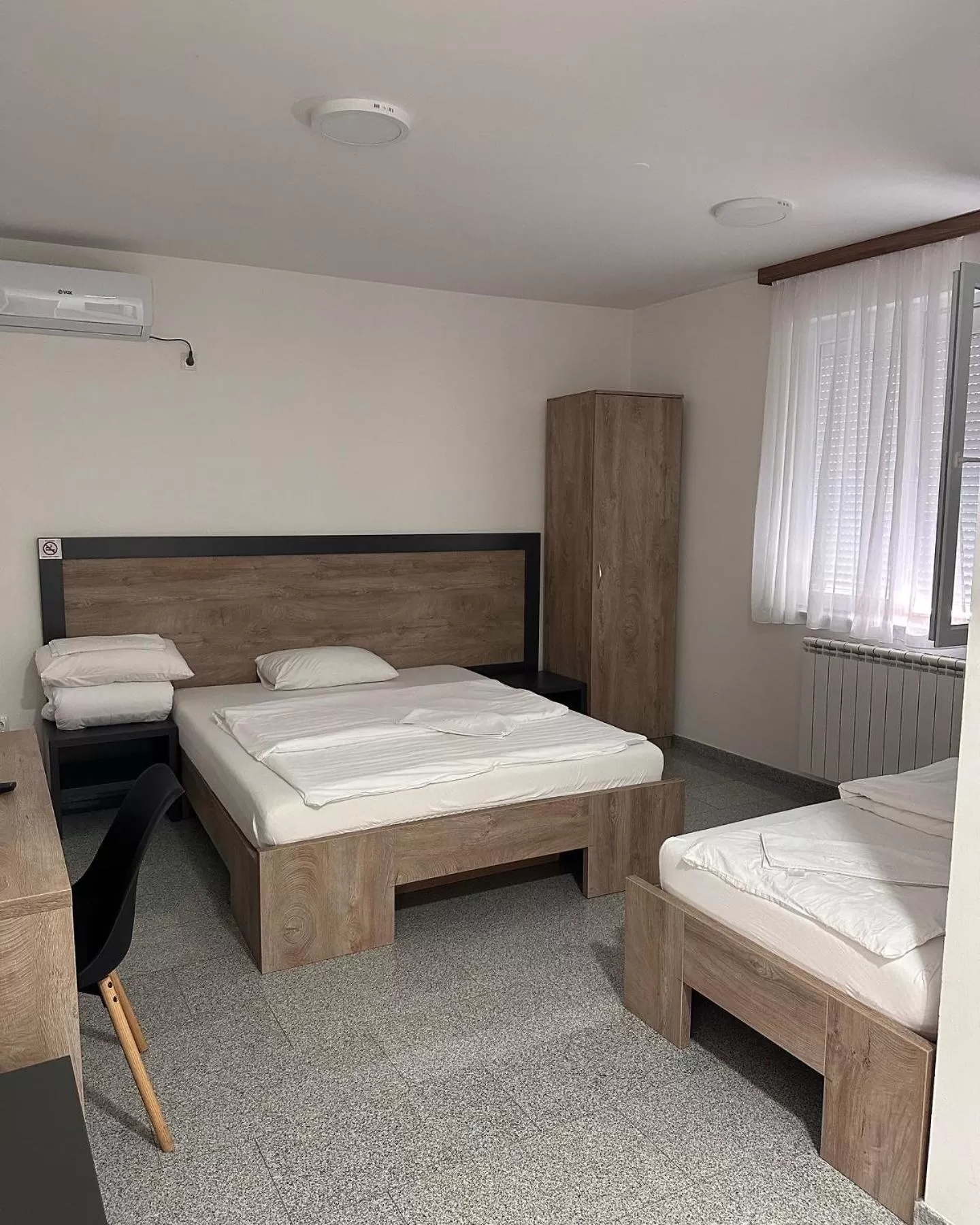 Bed in Motel Centar