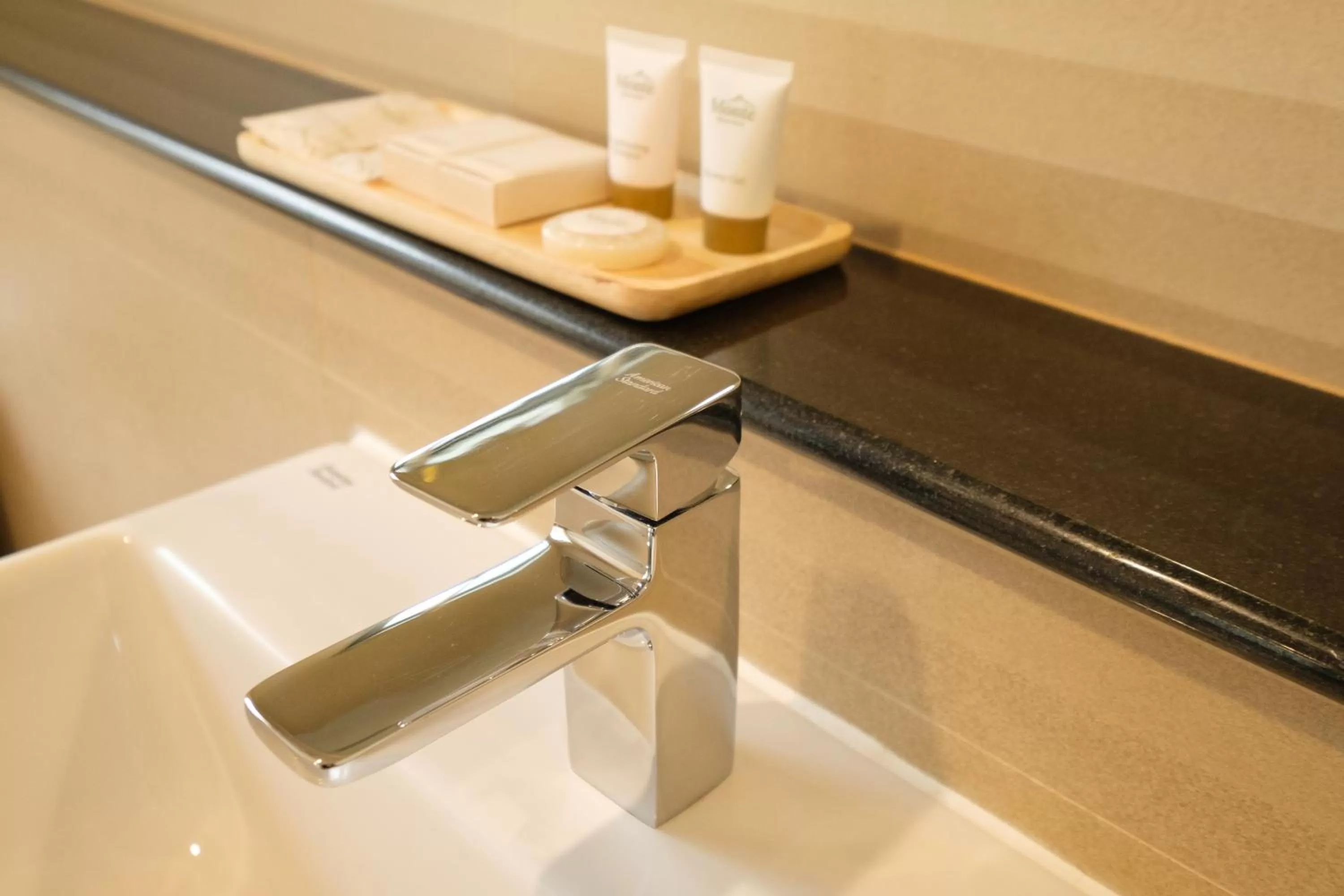 Bathroom in Monte Maesot hotel