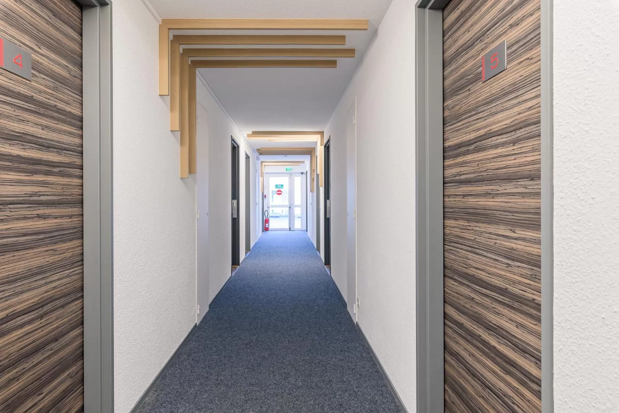 Lobby or reception in FastHôtel Biarritz Bidart Côte-Basque - Un hôtel FH Collection