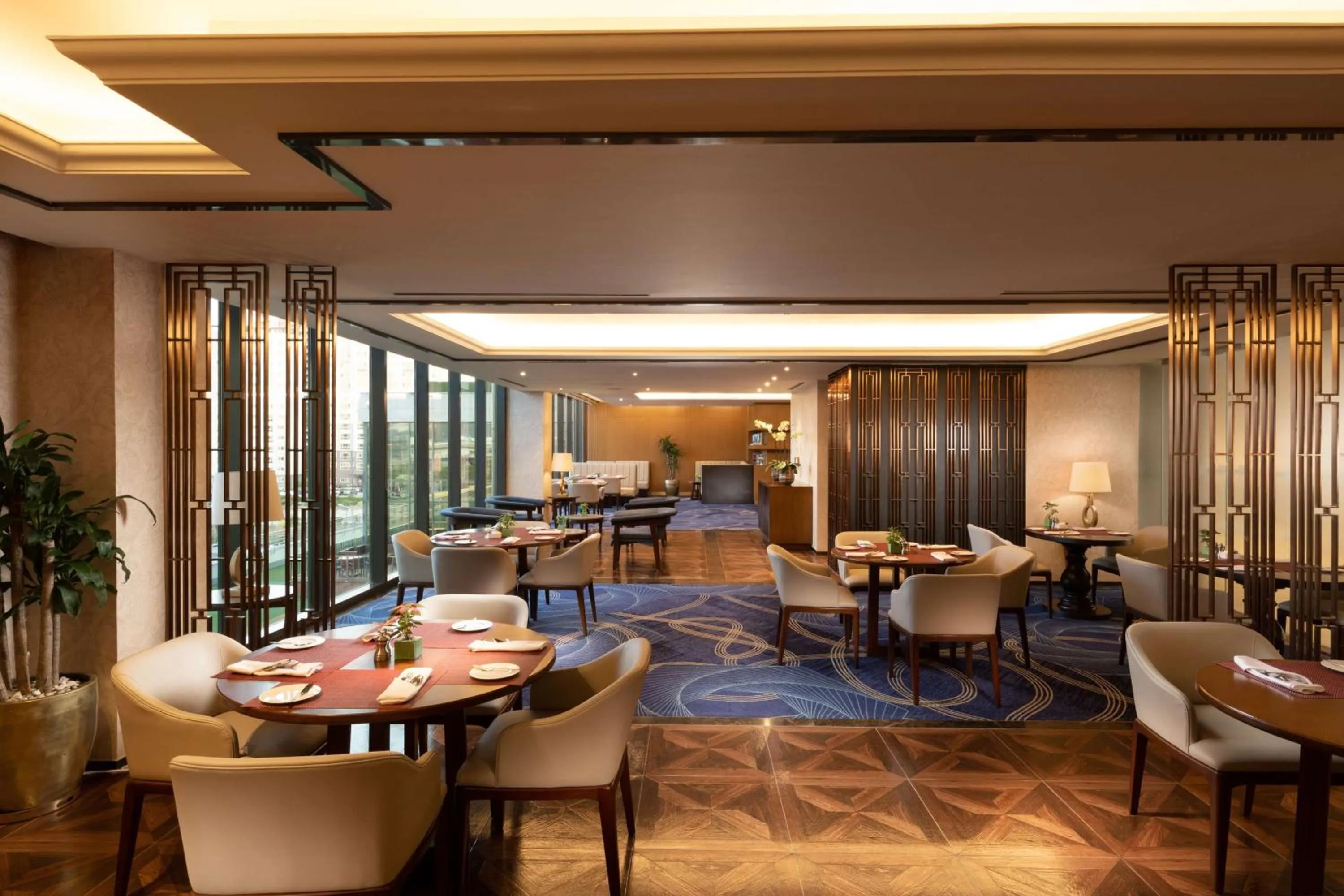 Property building in Hilton Clark Sun Valley Resort