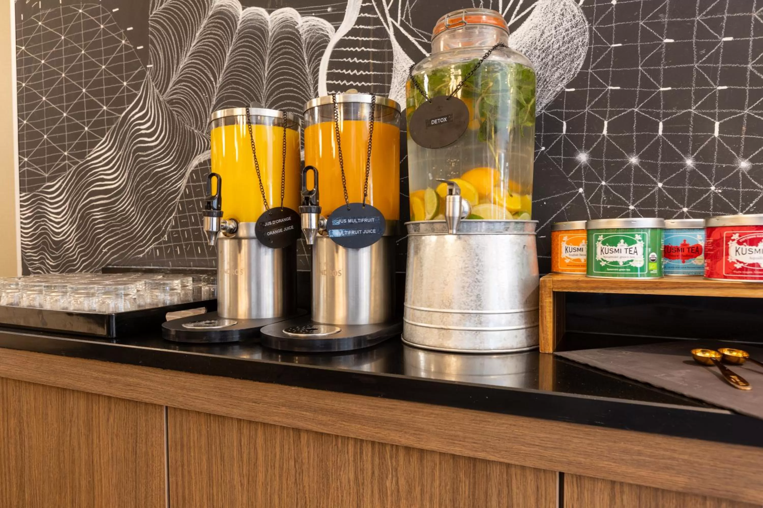 Breakfast in Novotel Suites Paris Expo Porte de Versailles