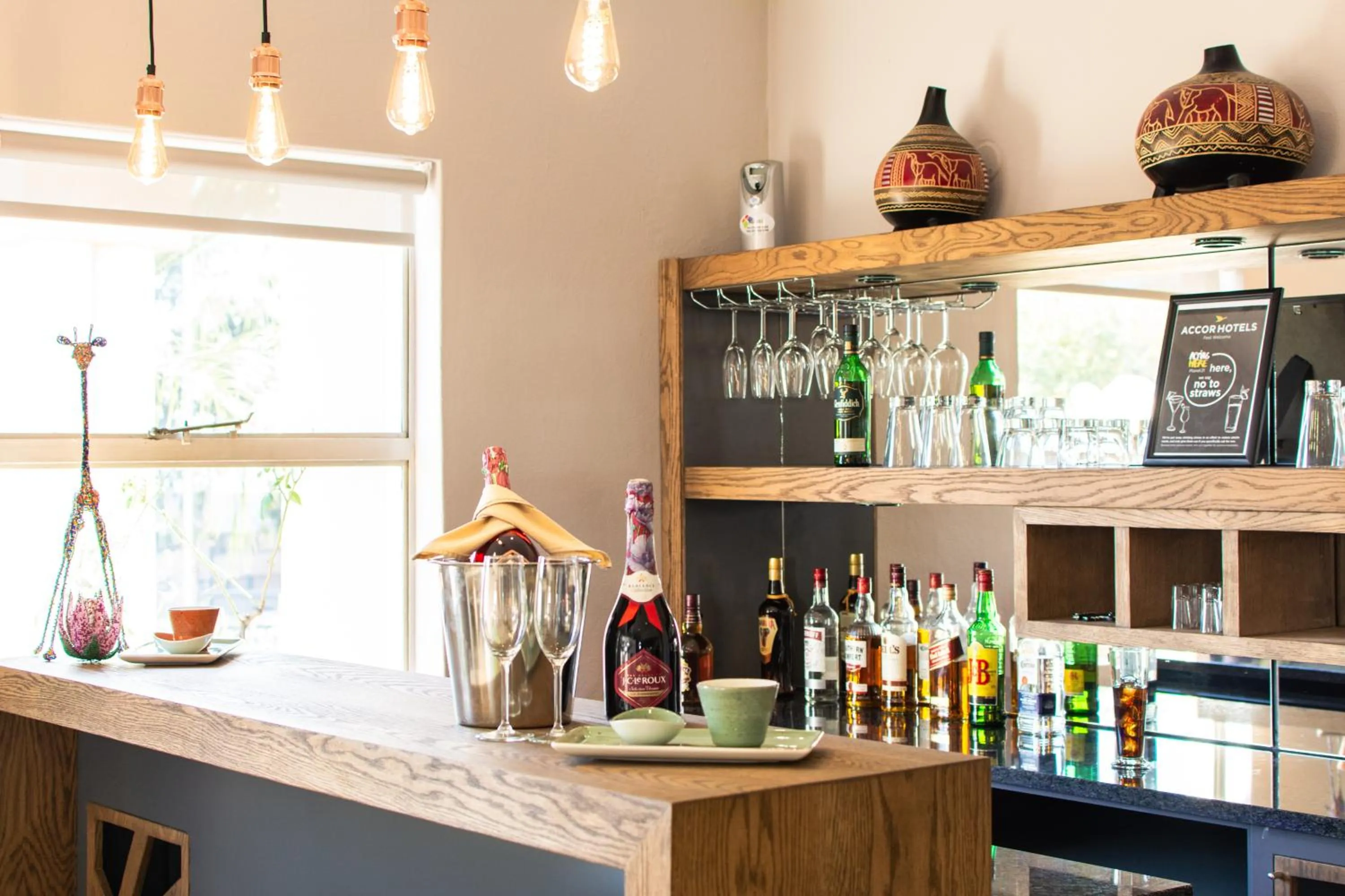 Lounge or bar in Mercure Johannesburg Midrand