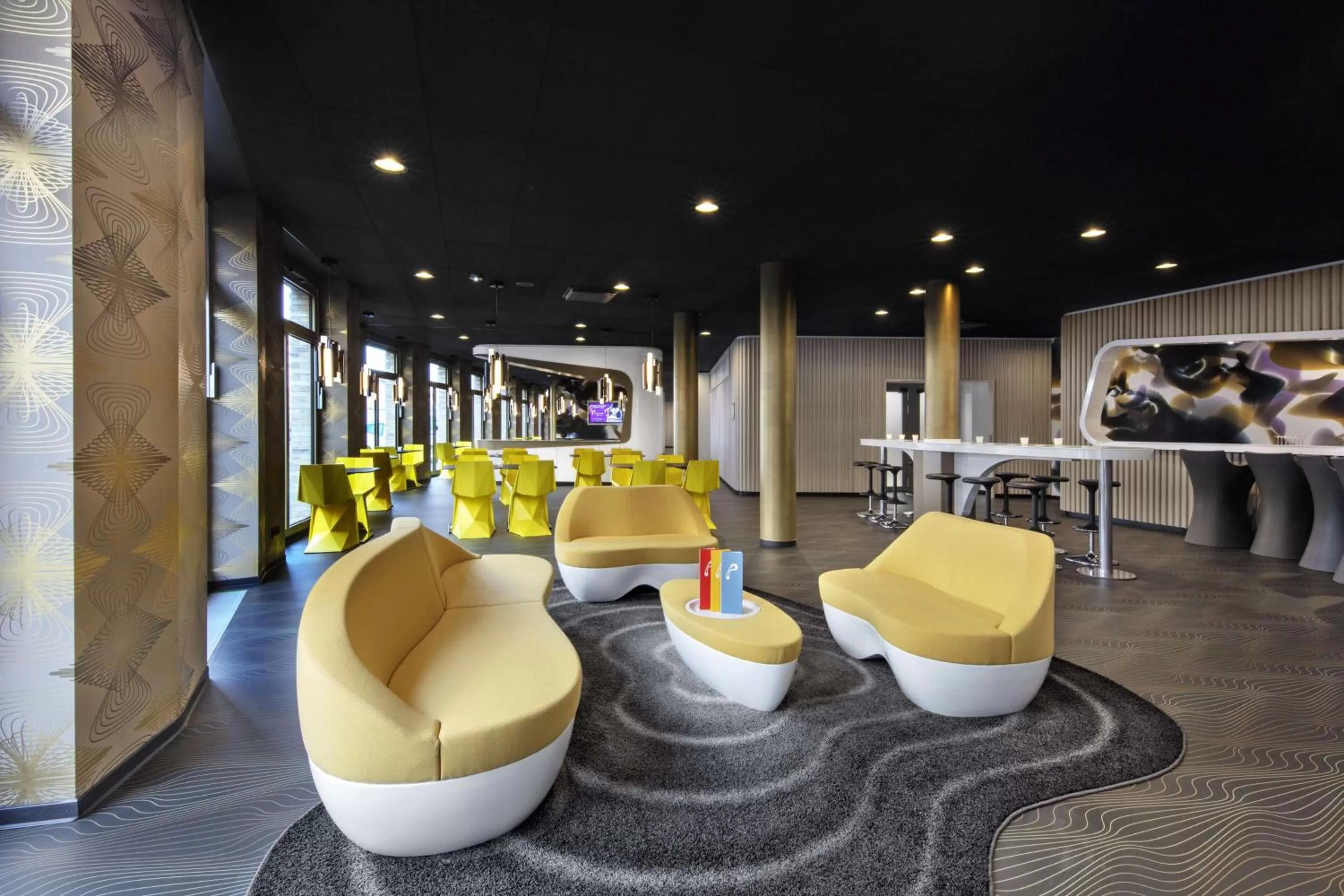 Lounge or bar in Prize by Radisson, Erfurt City