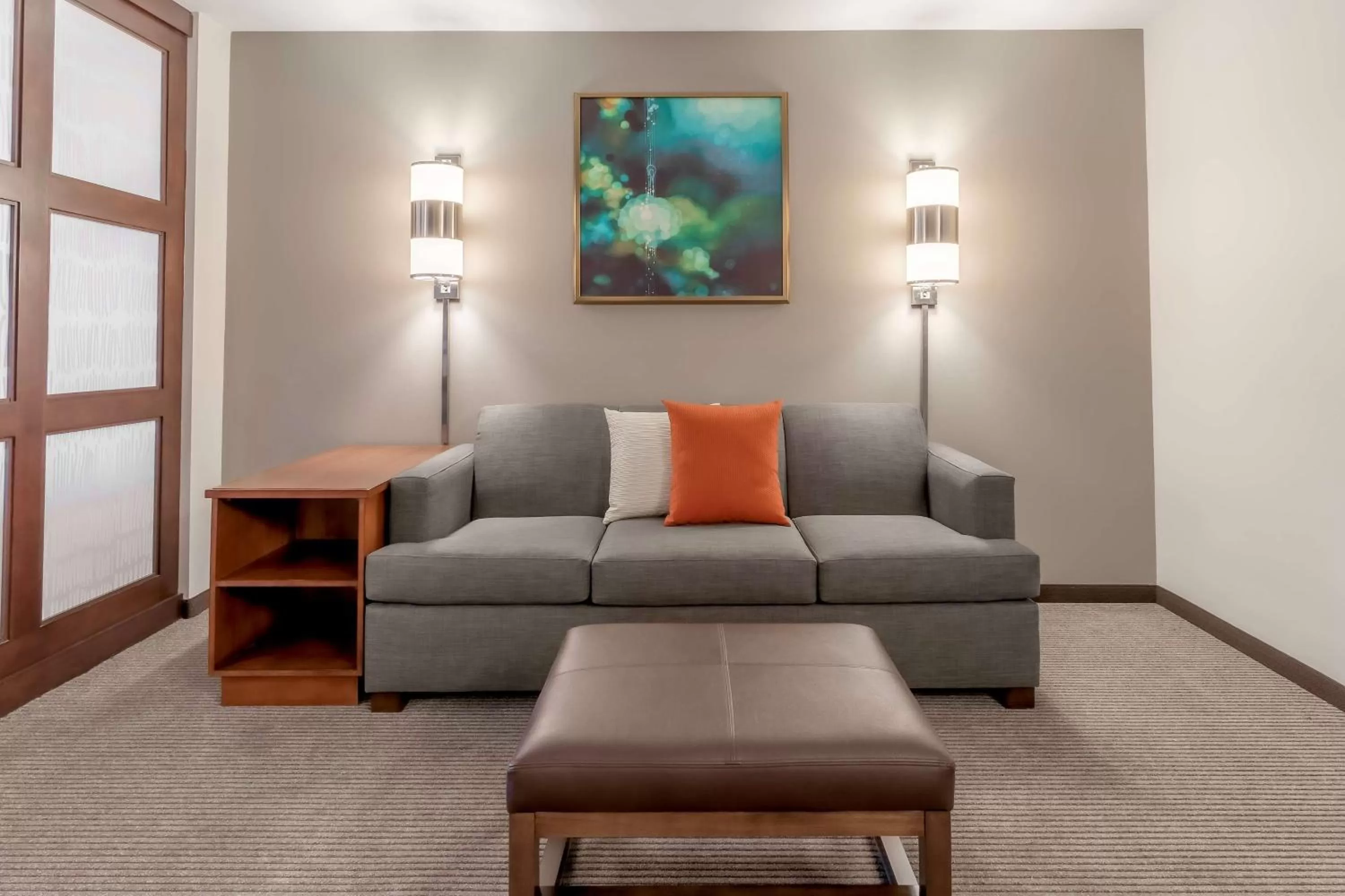 Photo of the whole room in Hyatt Place Salt Lake City Airport