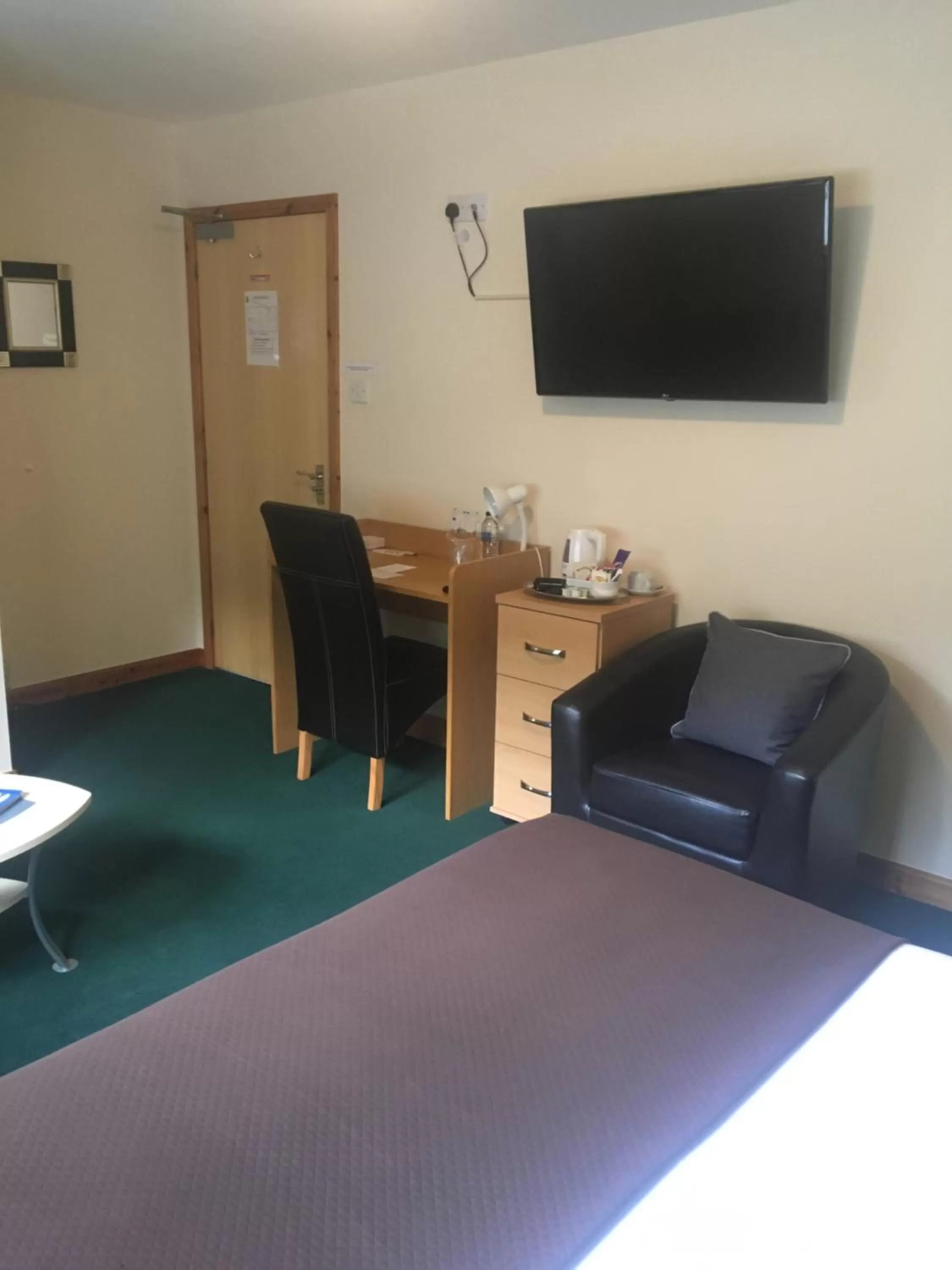 TV/Entertainment Center in Deveron Lodge Guest House