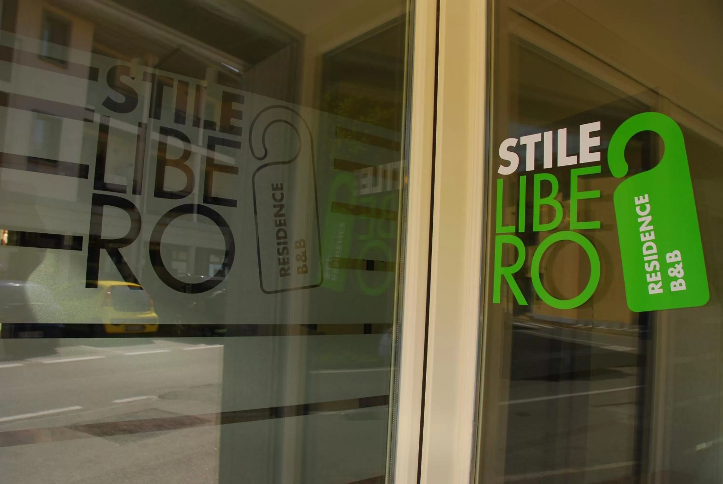 Facade/entrance in Stile Libero