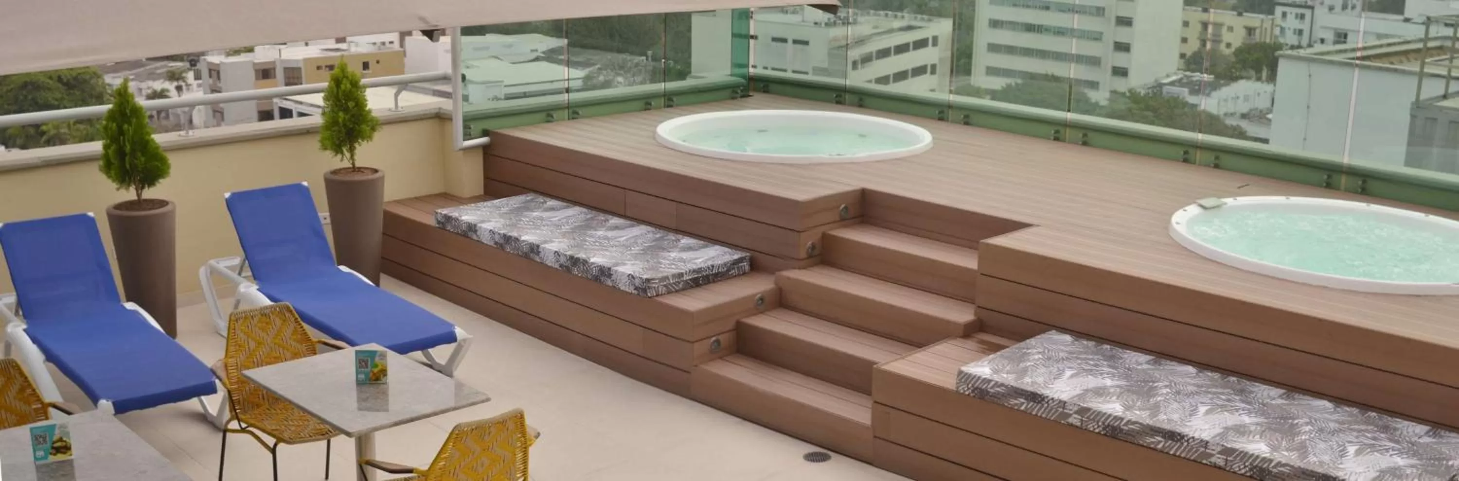 Hot Tub in Hampton by Hilton Barranquilla