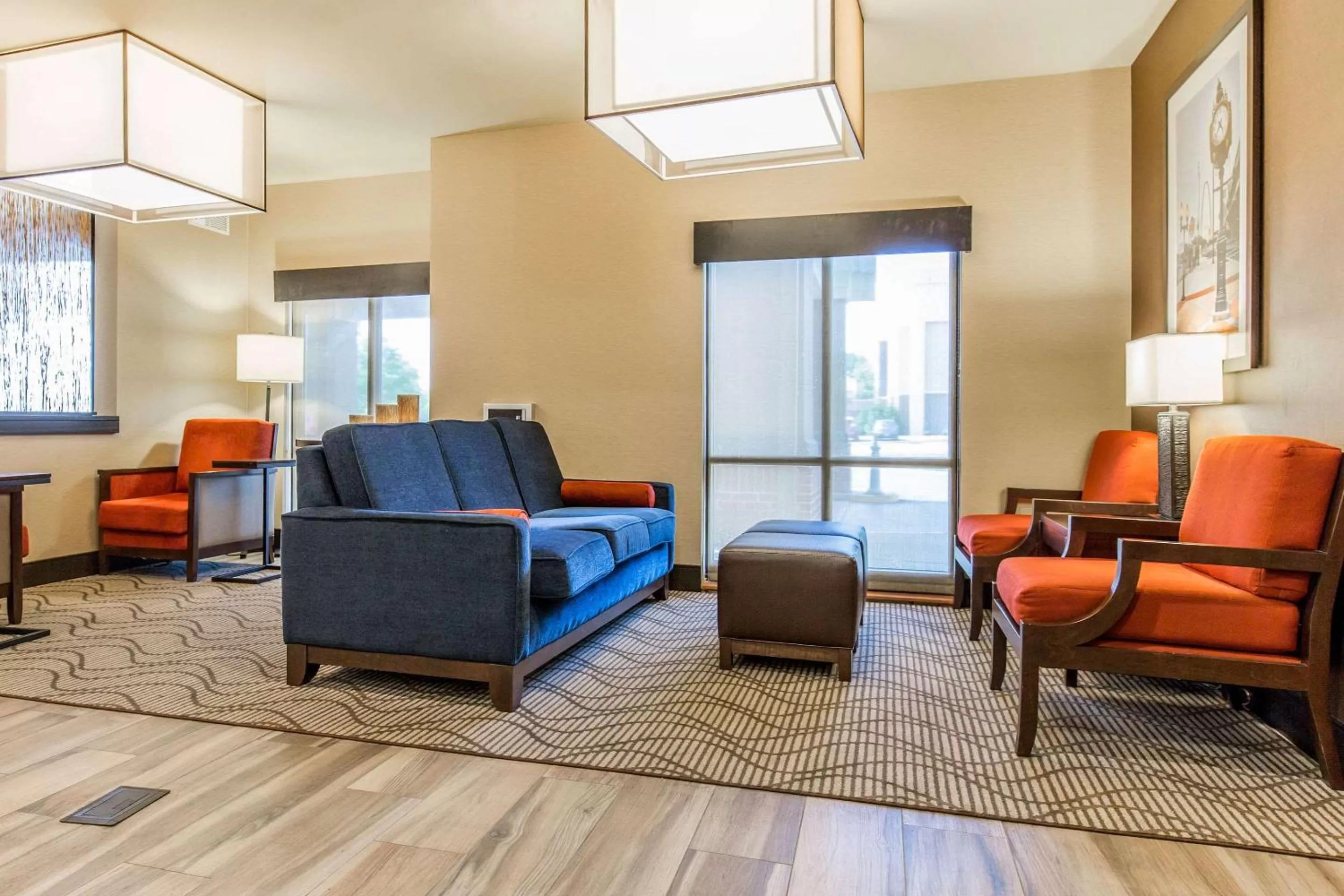 Lobby or reception in Comfort Suites Fairview Heights Saint Louis