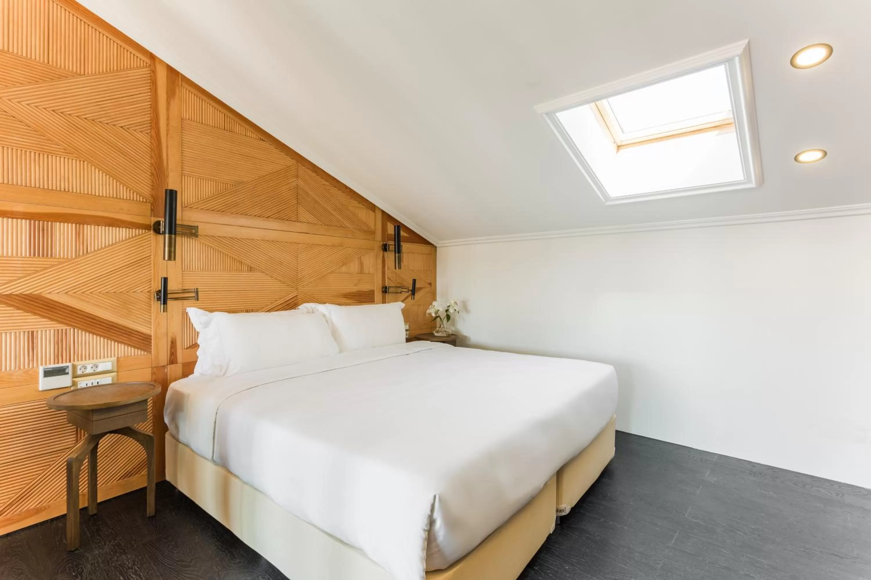 Other, Bed in The Wings Hotels Collection