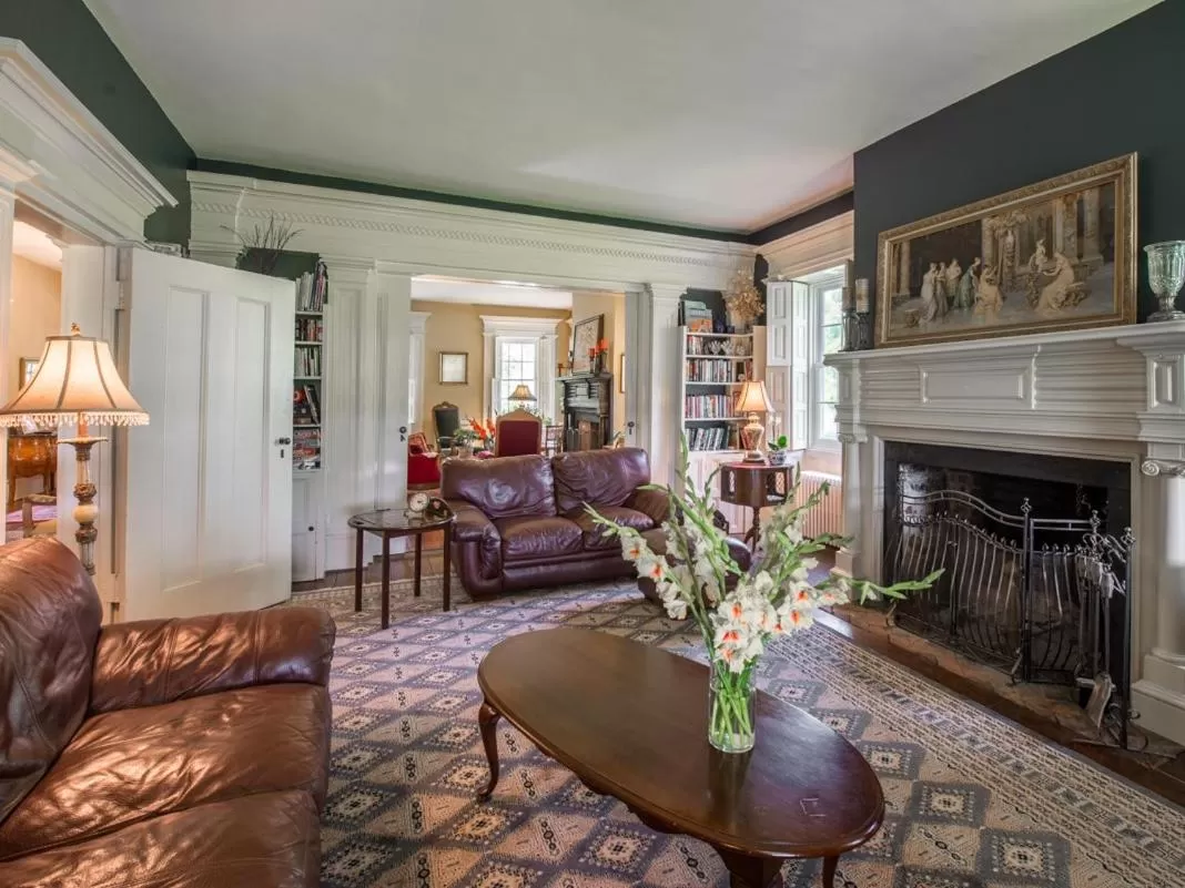 Living room in The Neighbour House B&B