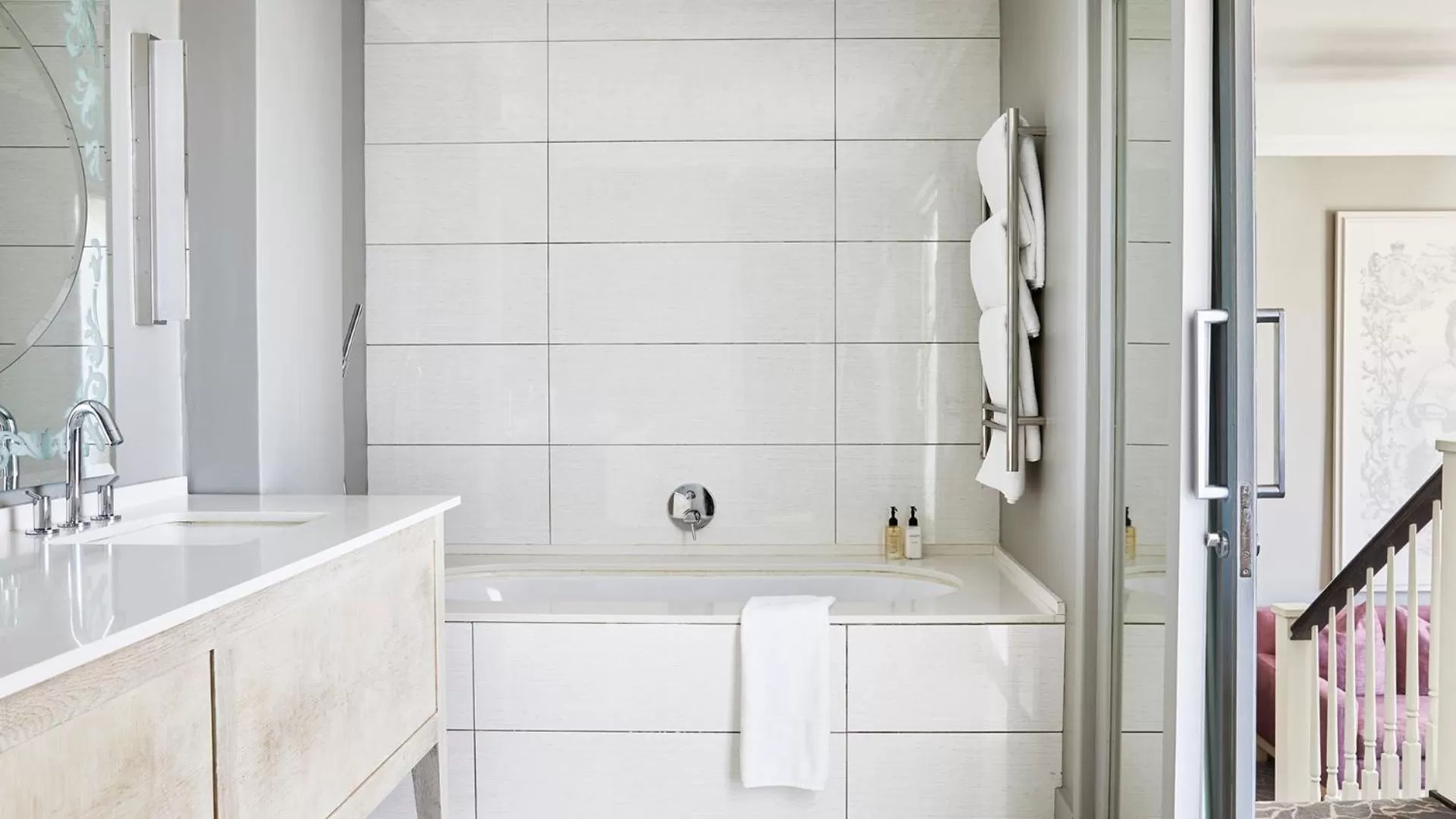 Queen Victoria Hotel by NEWMARK