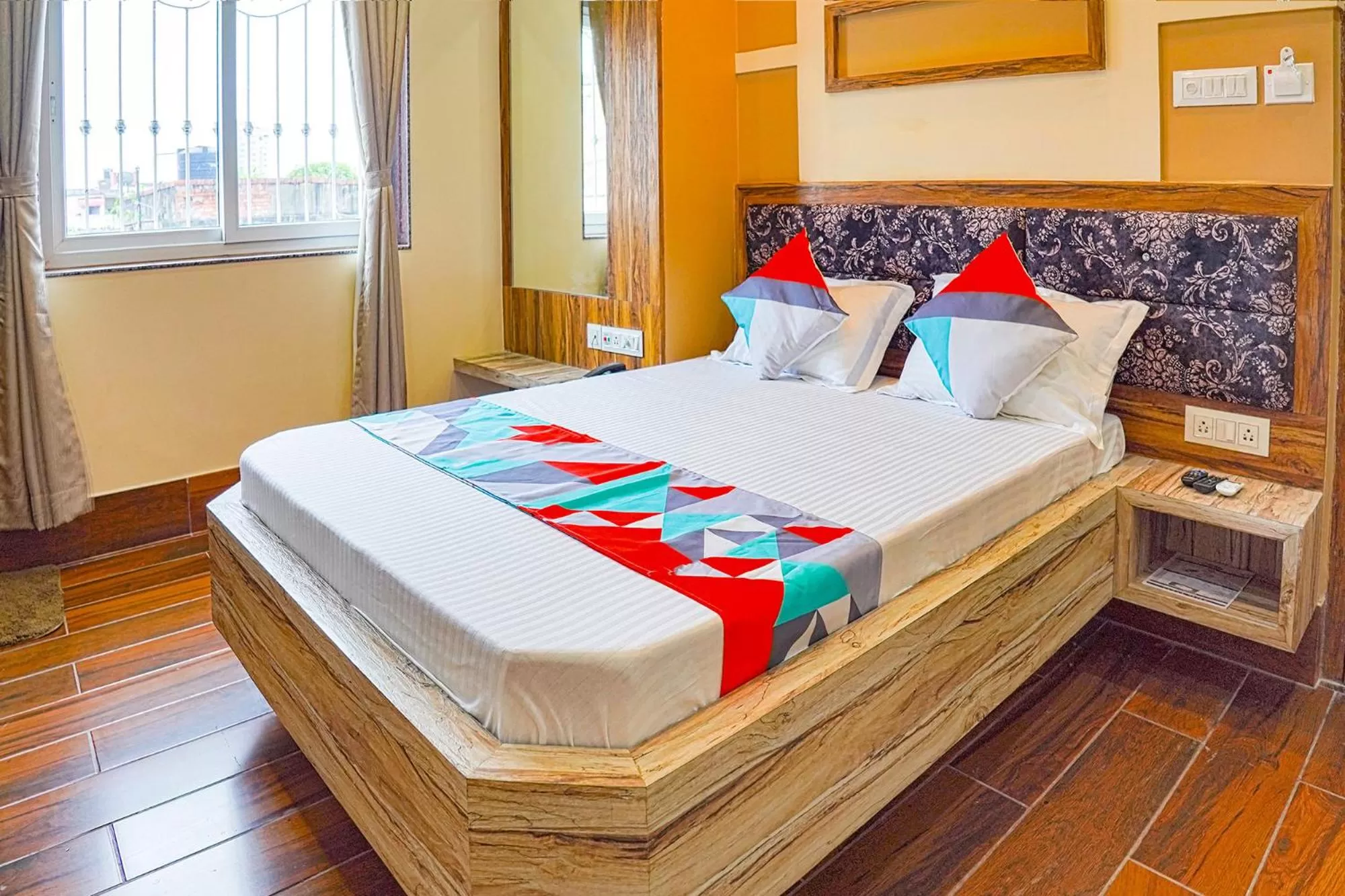 Seating area, Bed in FabHotel Quest - Nr Quest Mall