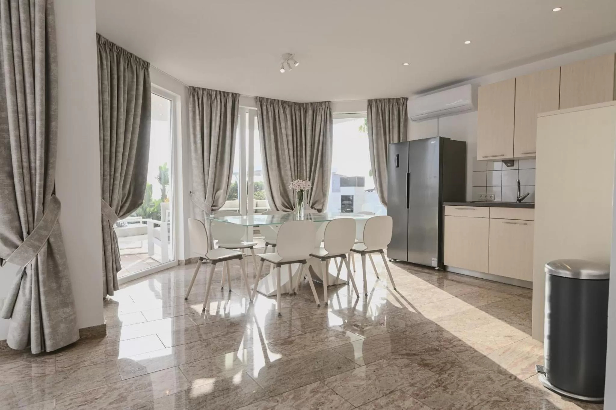 Kitchen or kitchenette in Villa Boutique Tenerife