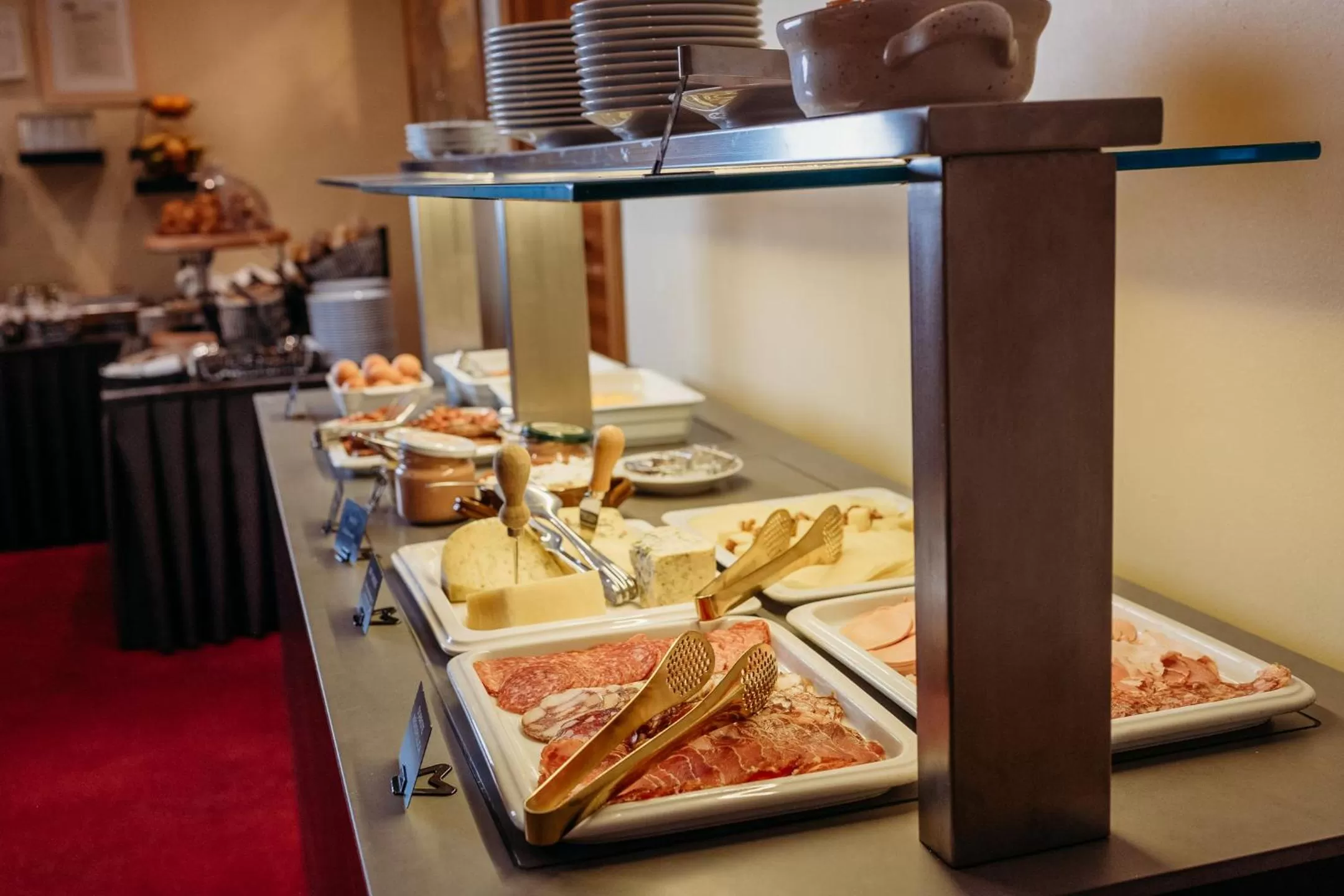 Food and drinks in Hotel Kunst