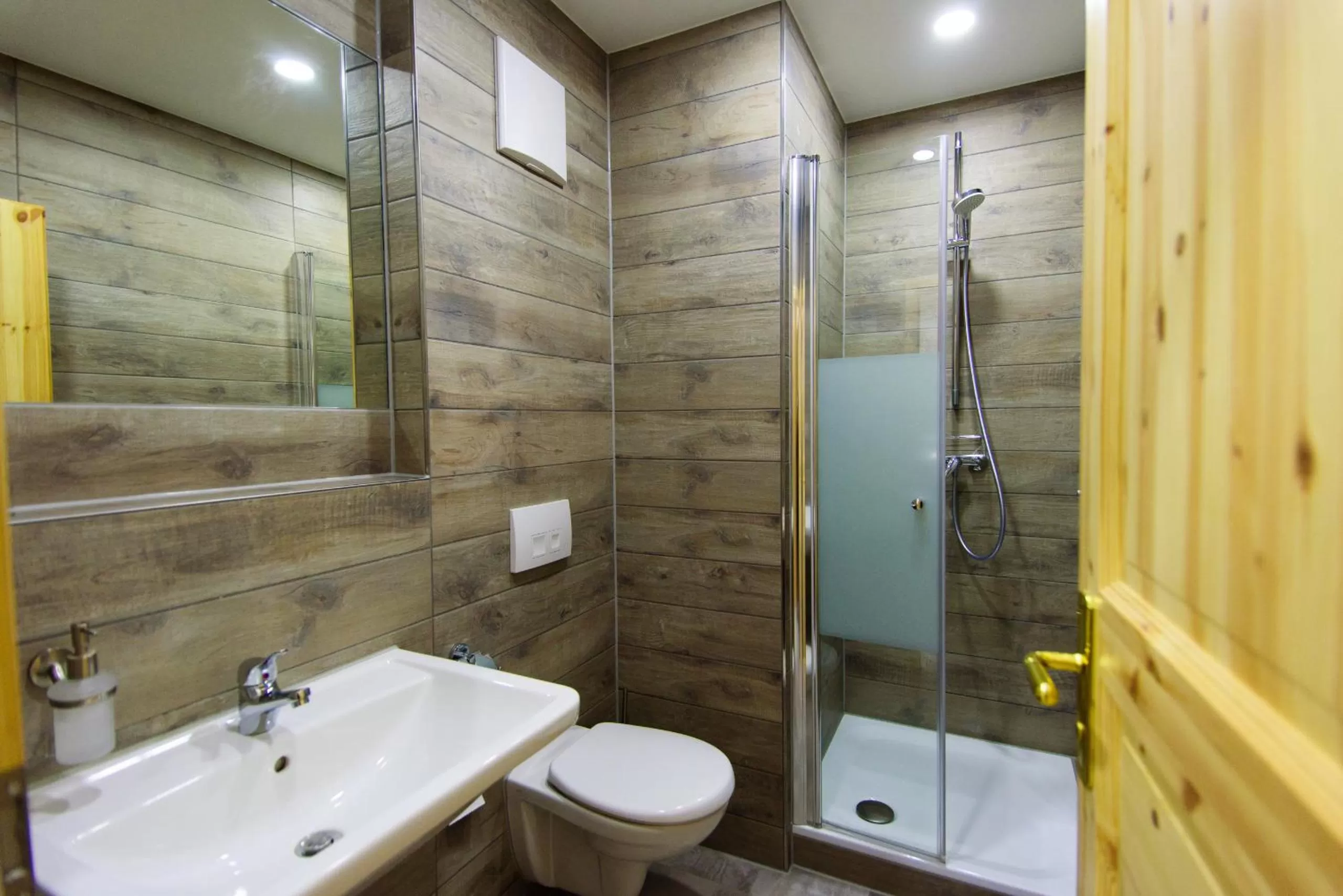 Bathroom in Hotel Bohn