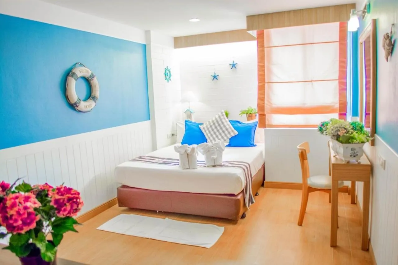 Day, Bed in Paradise Hotel Udonthani