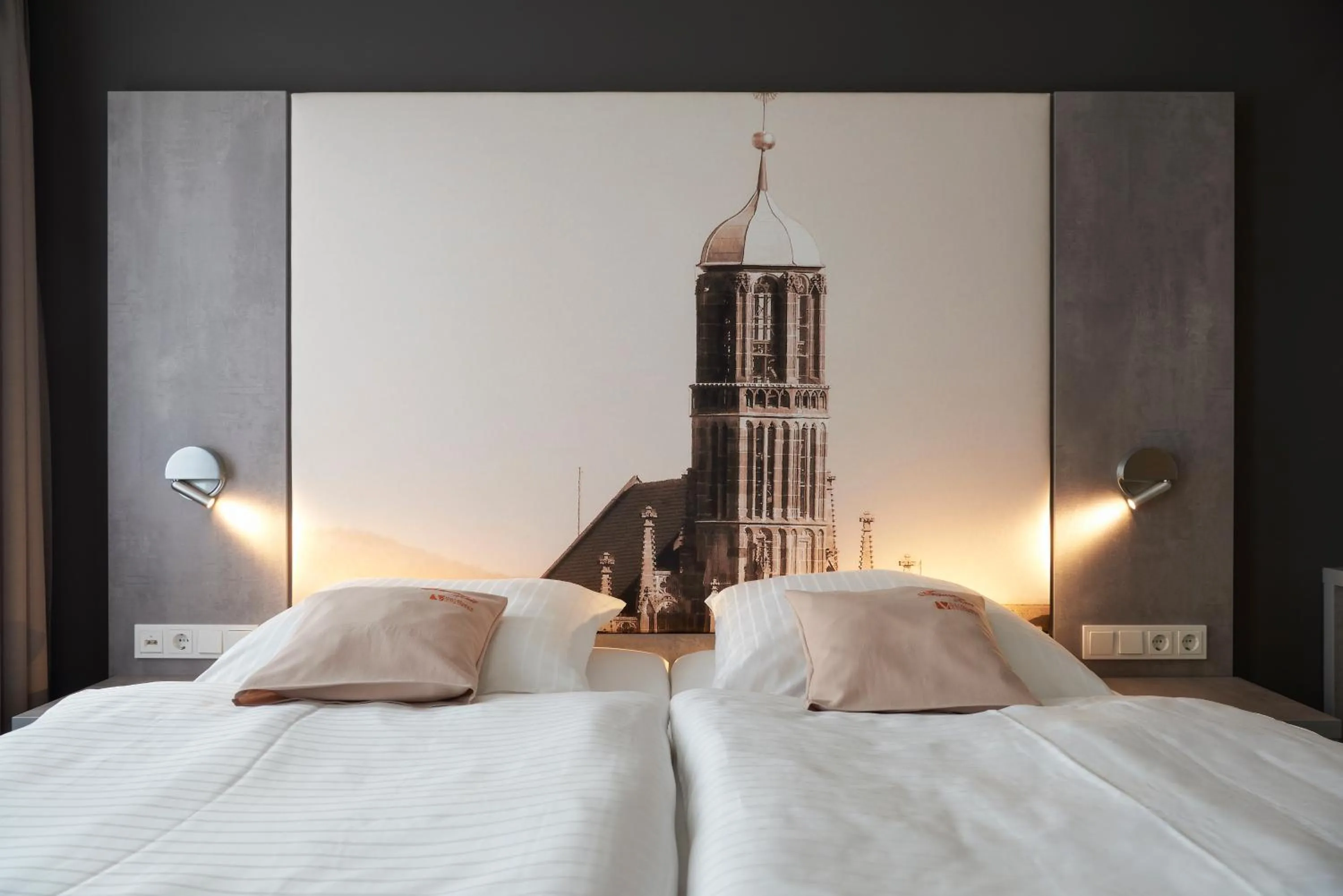 Photo of the whole room, Bed in Hotel VICTORIA Nürnberg