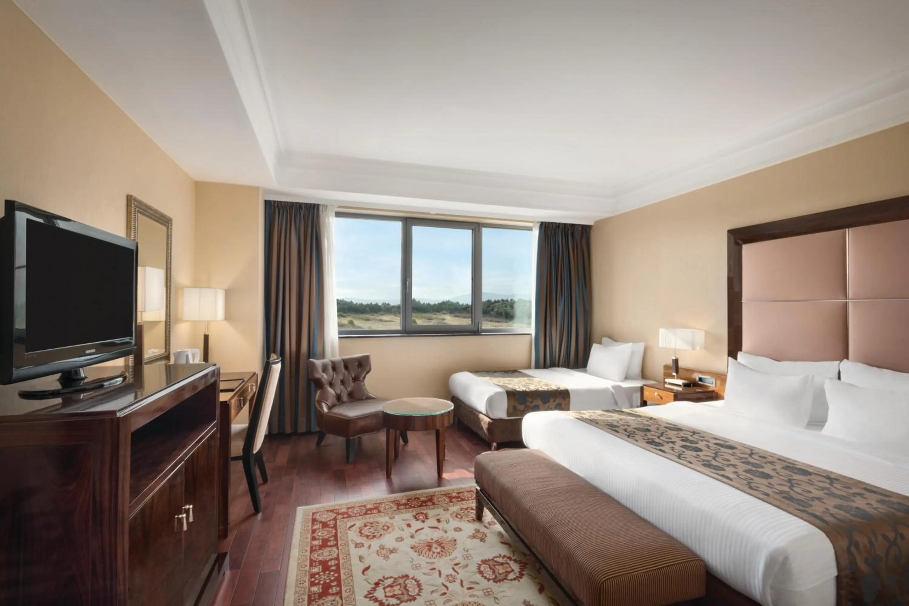 Photo of the whole room, Bed in Ramada Plaza by Wyndham Gevgelija