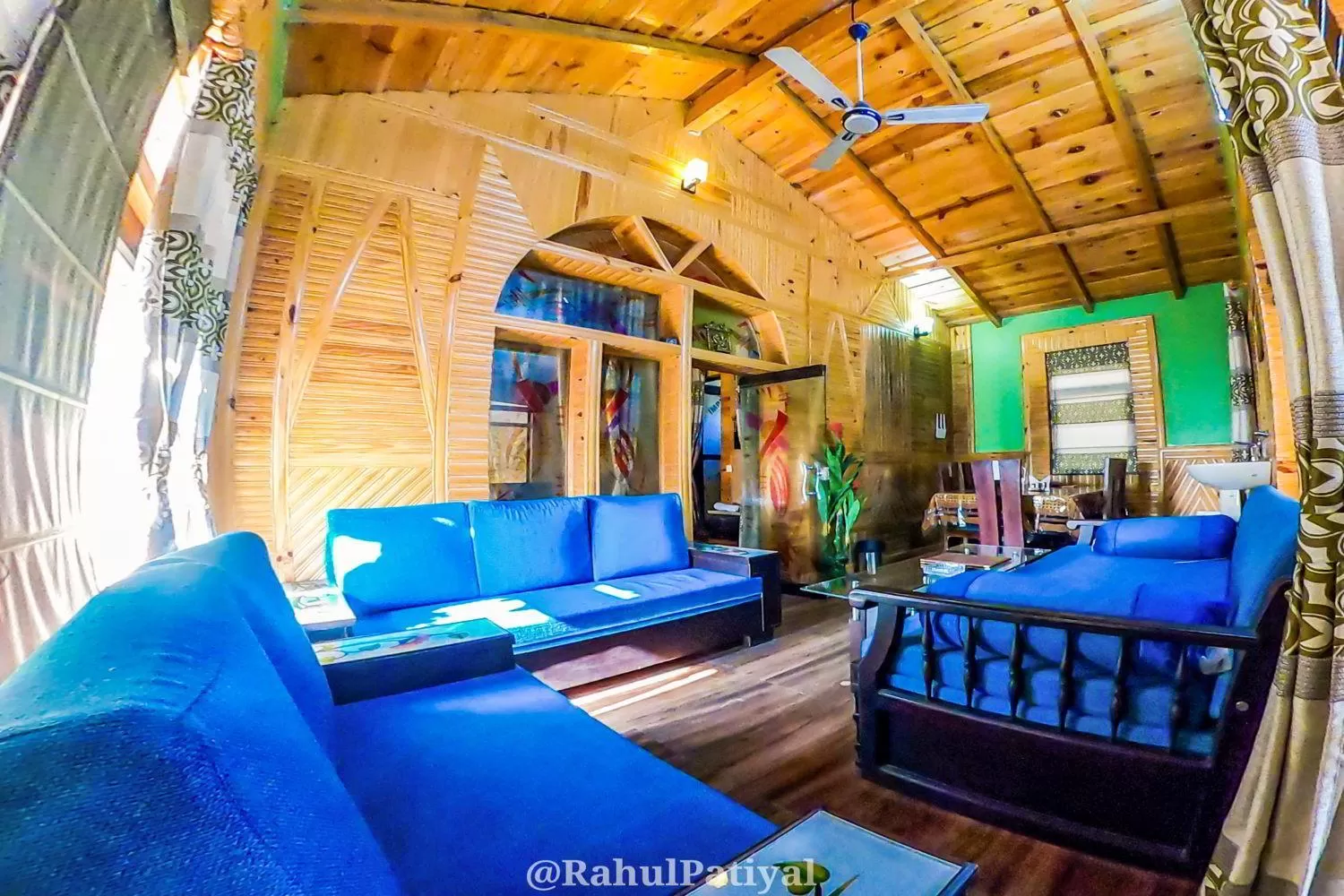 Seating area in The Walnut Creek