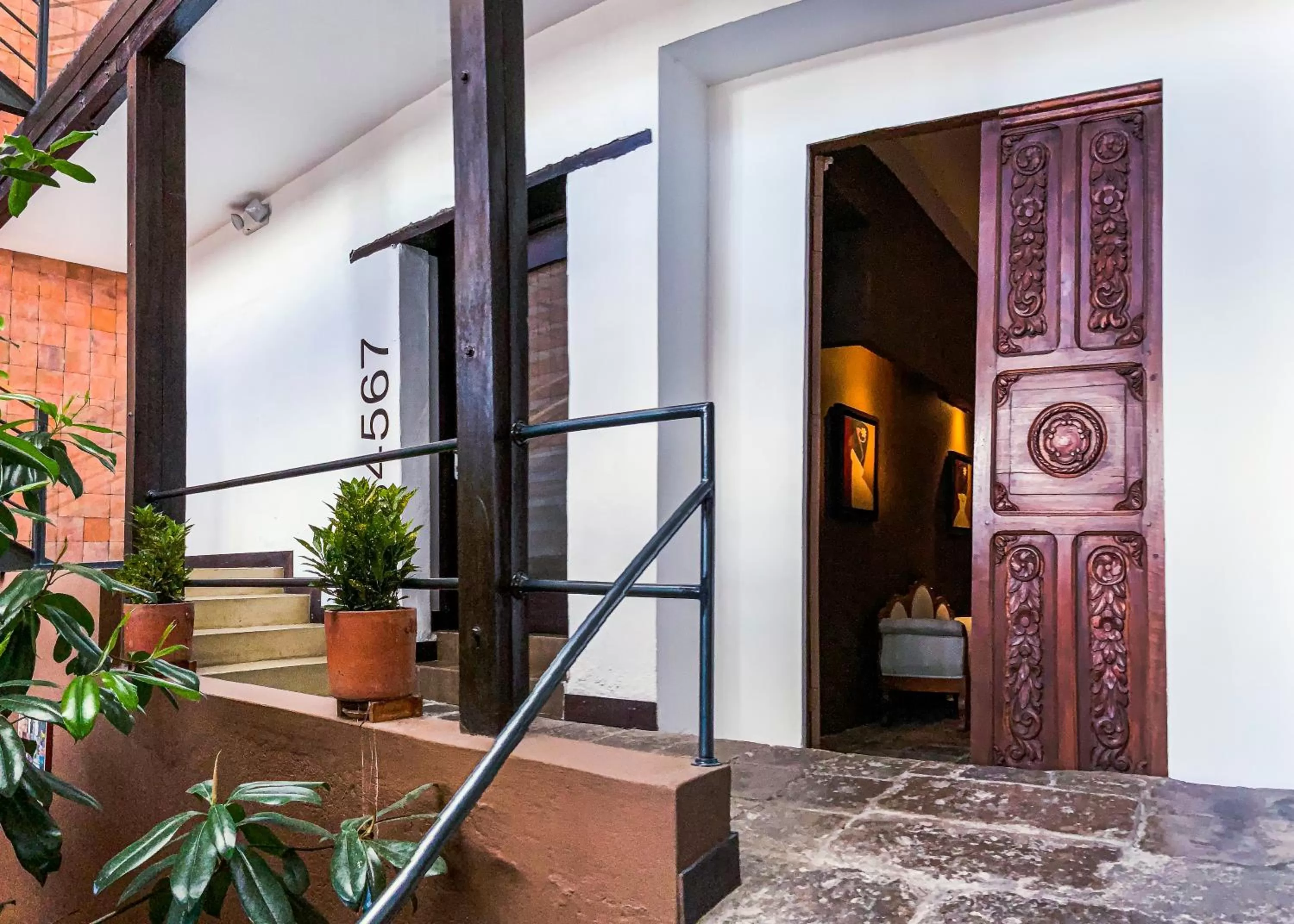 Facade/entrance in Hotel Casa Gardenia