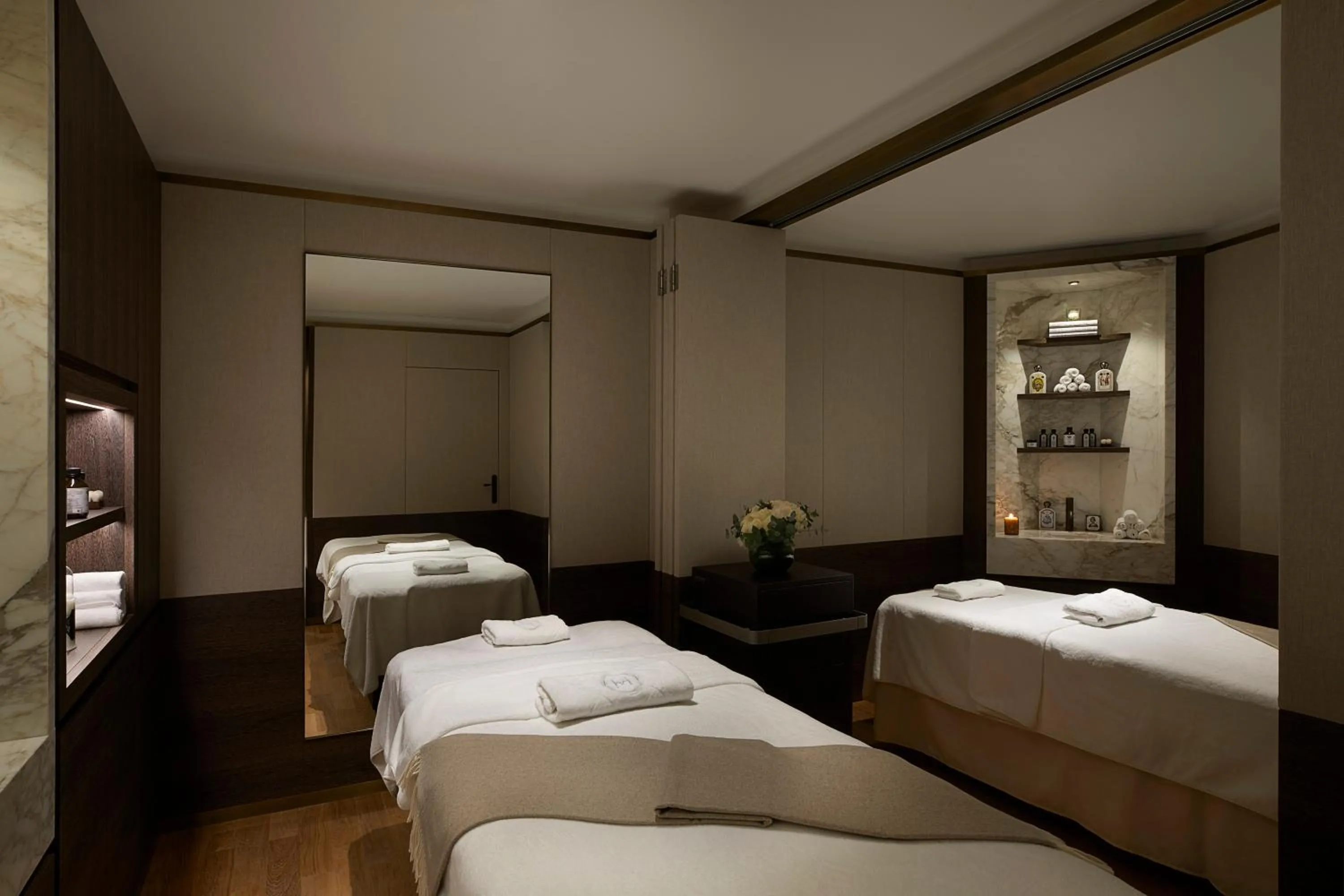 Massage, Bed in Maison Villeroy